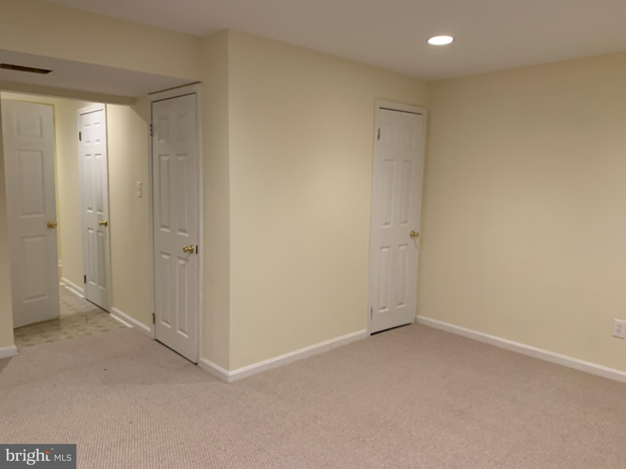 ELIZABETHS LANDING - Residential