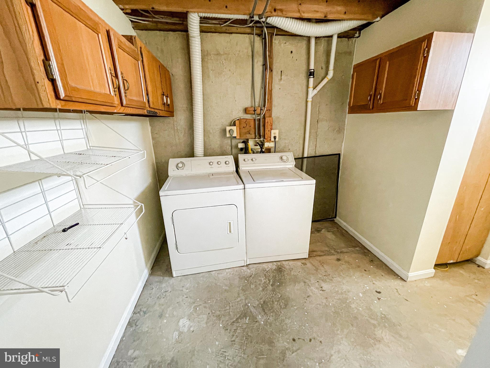 ELIZABETHS LANDING - Residential