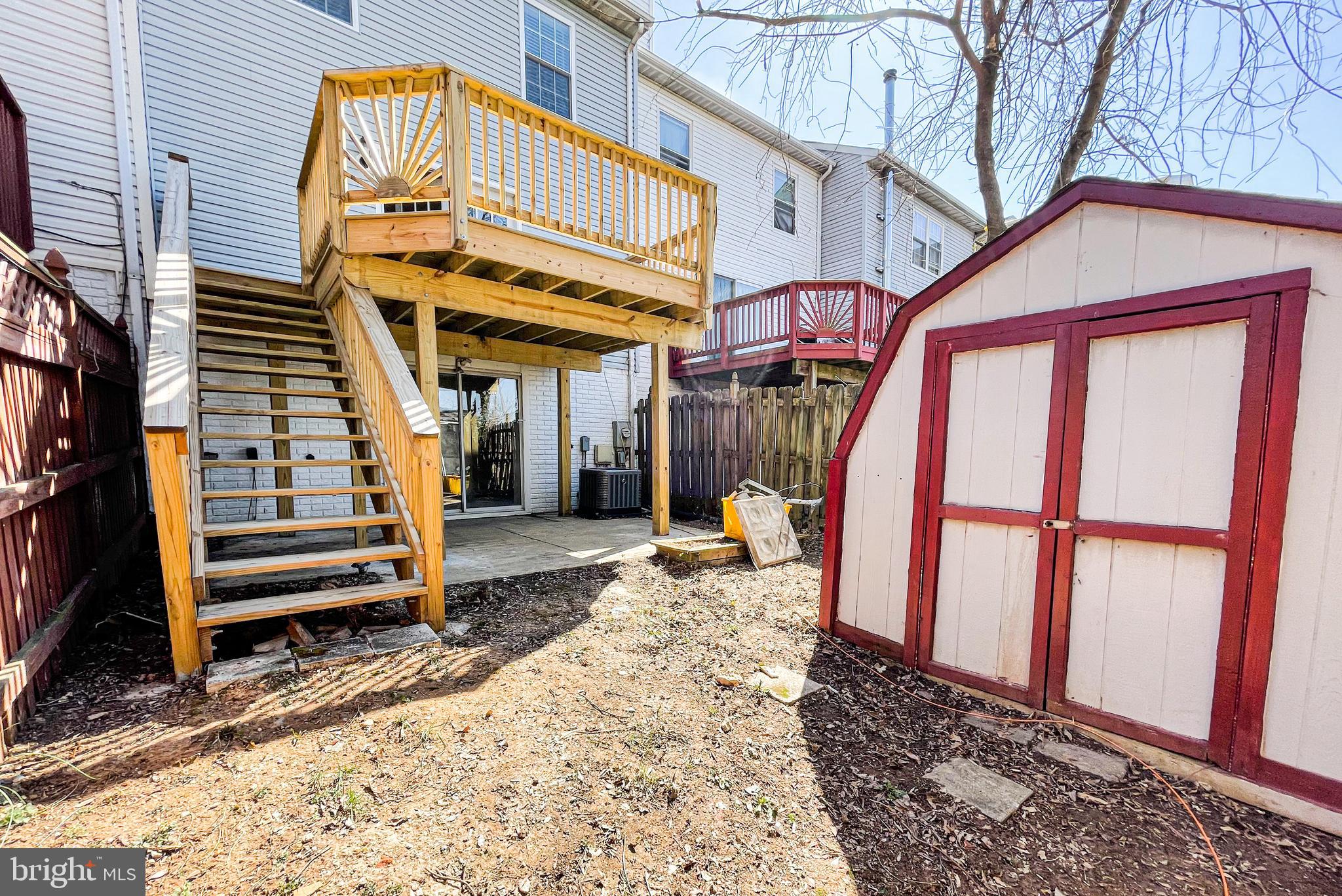 ELIZABETHS LANDING - Residential