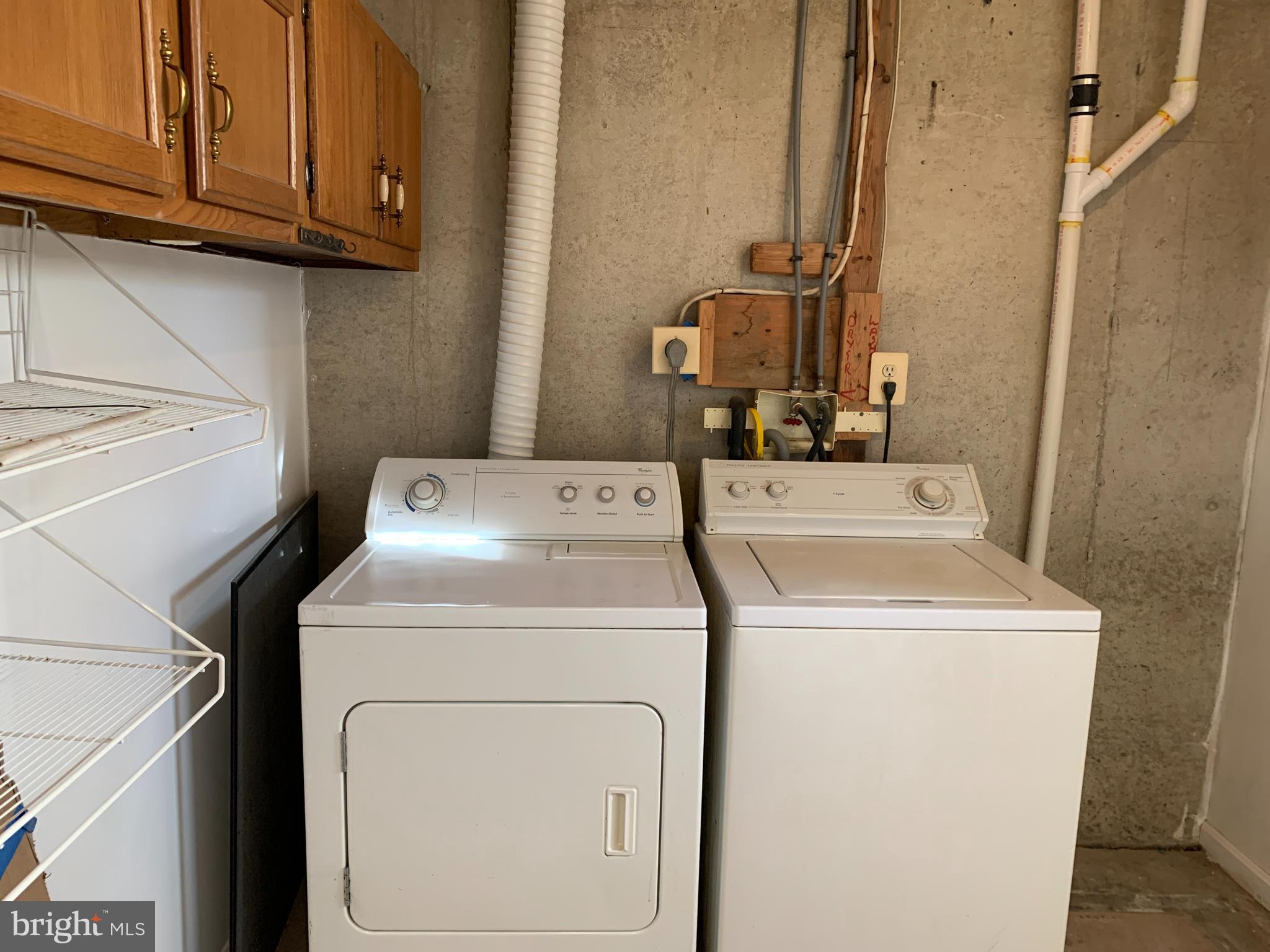 ELIZABETHS LANDING - Residential