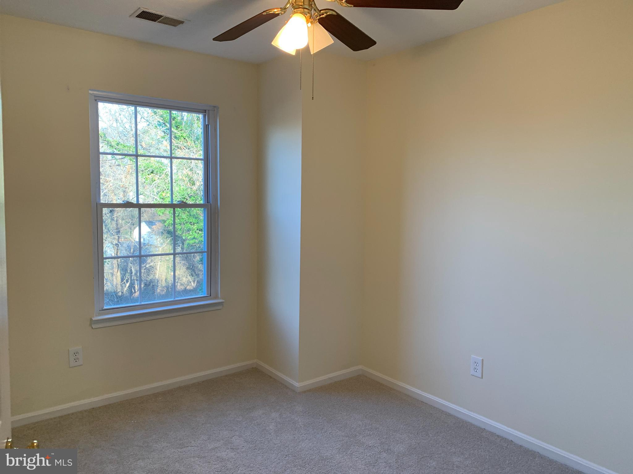 ELIZABETHS LANDING - Residential