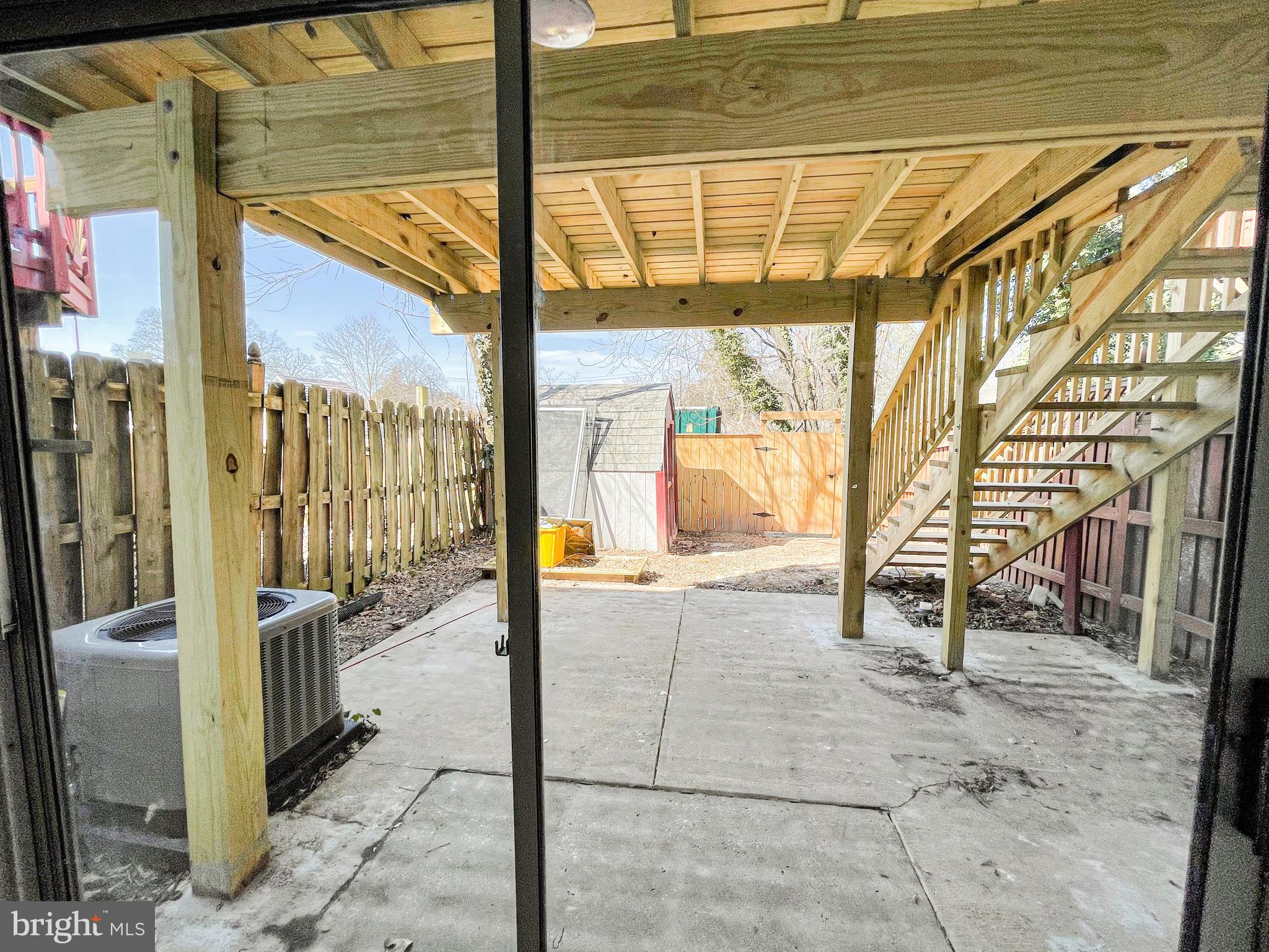 ELIZABETHS LANDING - Residential