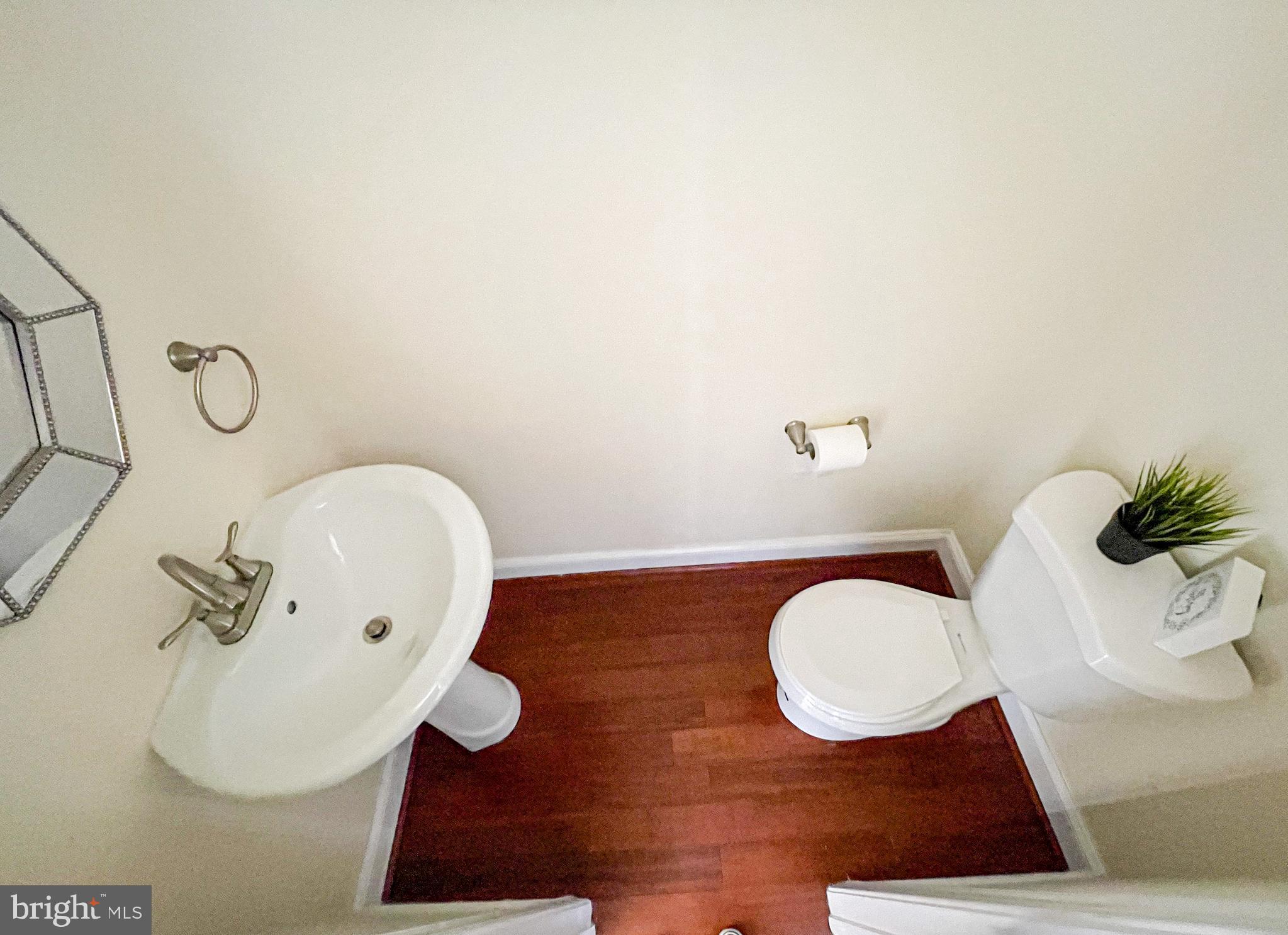 ELIZABETHS LANDING - Residential