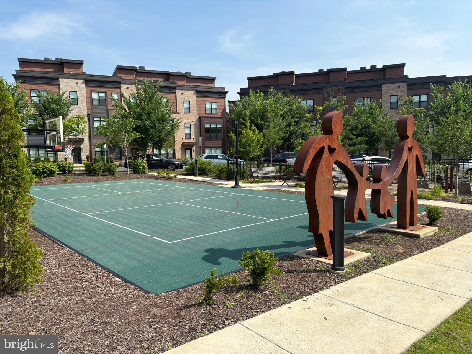 TOWER OAKS - Residential