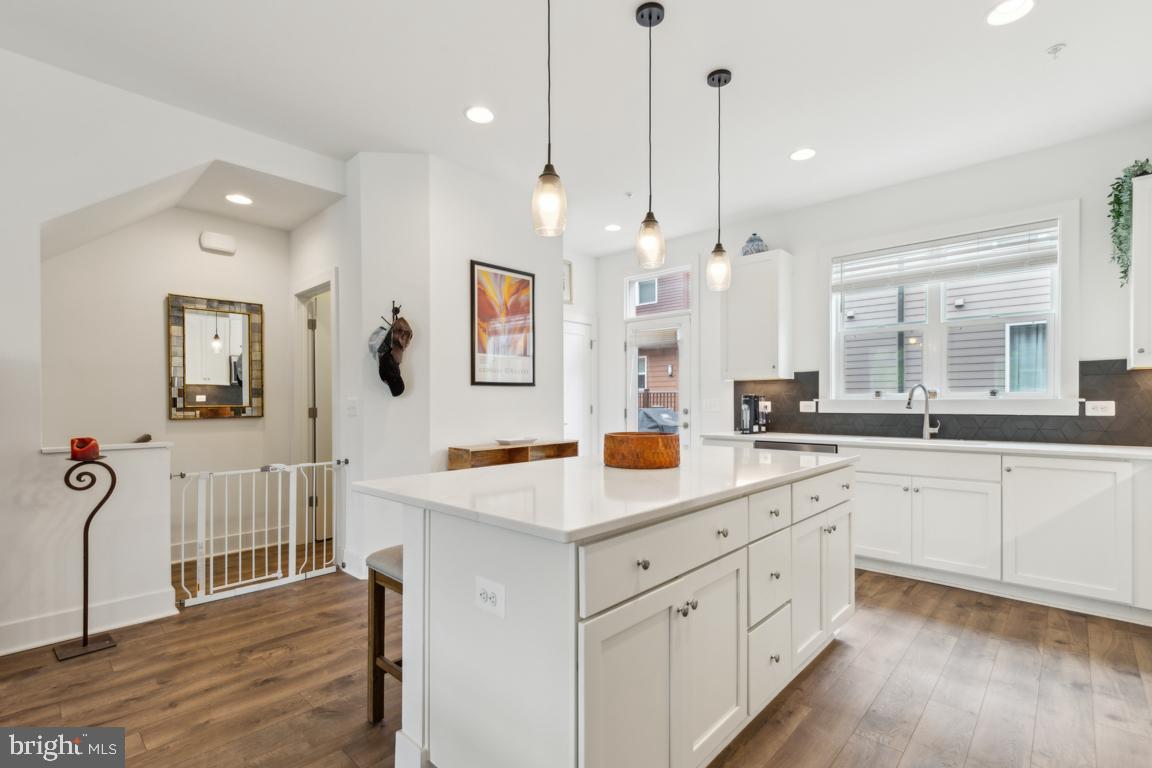 TOWER OAKS - Residential