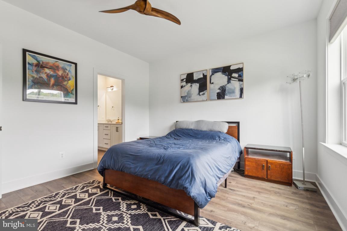 TOWER OAKS - Residential