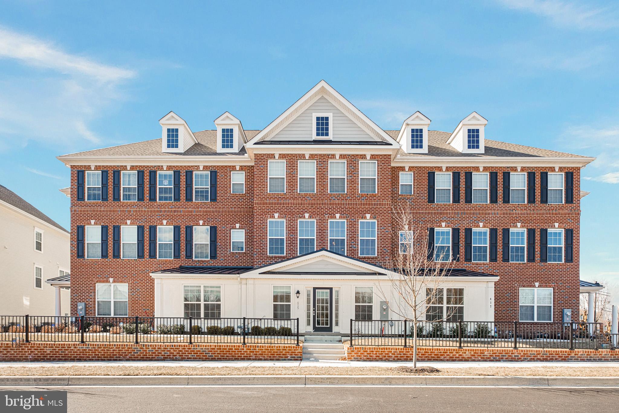 DARLEY GREEN - Residential Lease