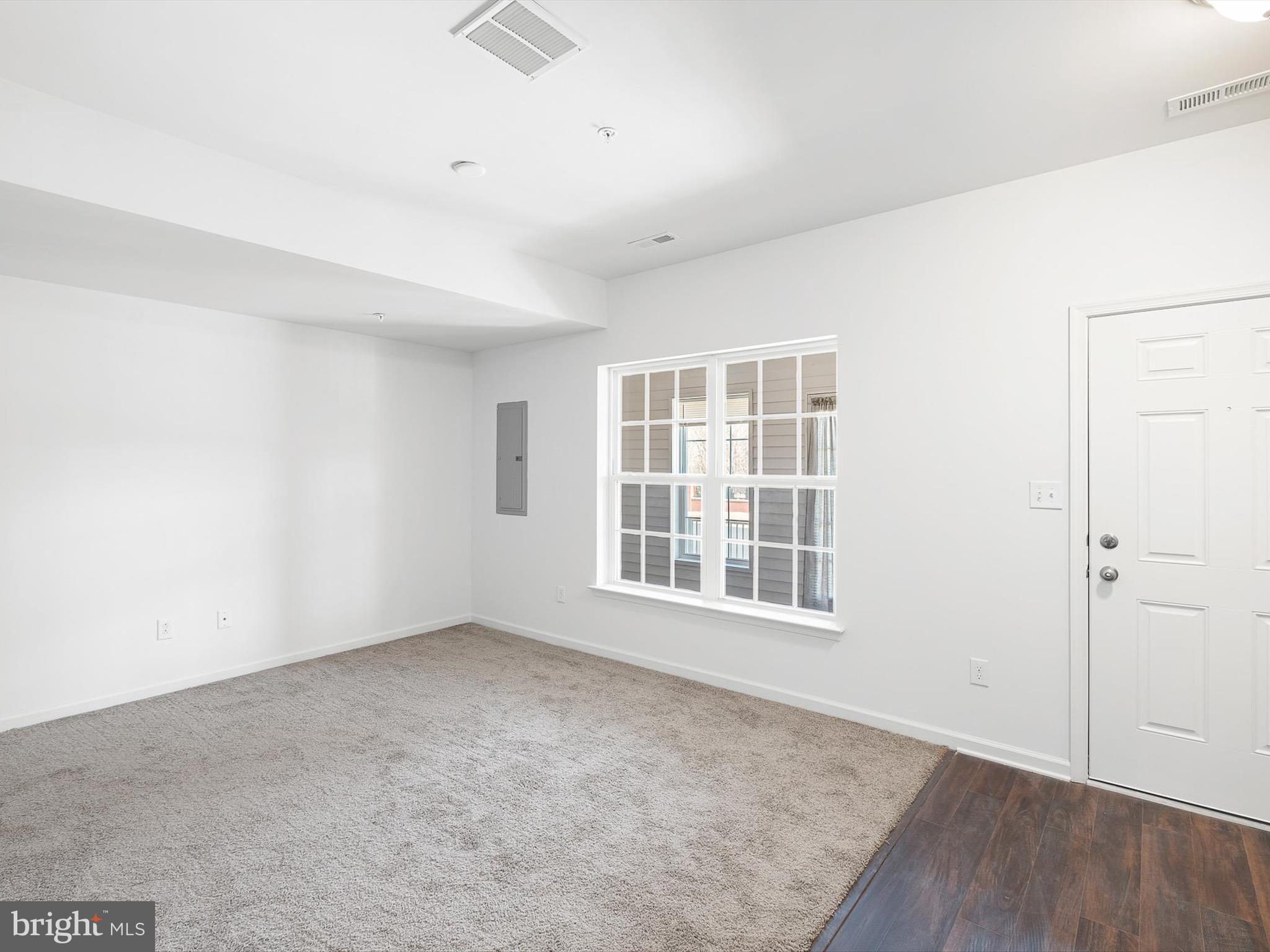 DARLEY GREEN - Residential Lease