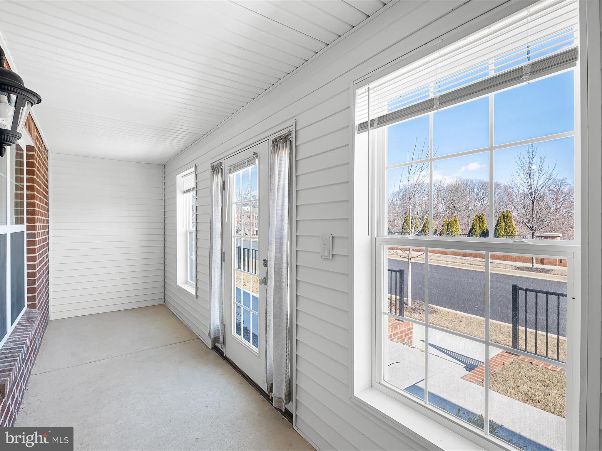 DARLEY GREEN - Residential Lease