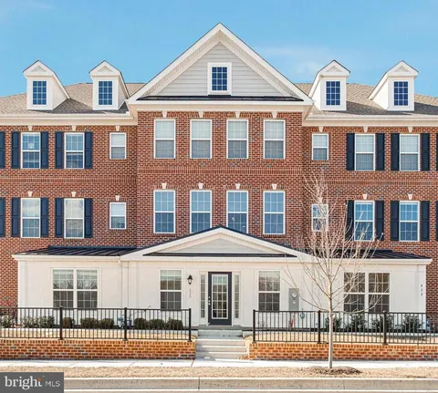 415 Lenape Way, Claymont, DE MLS: DENC2076260