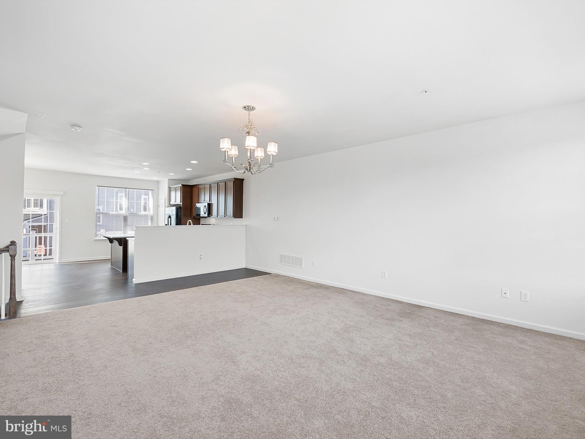 DARLEY GREEN - Residential Lease