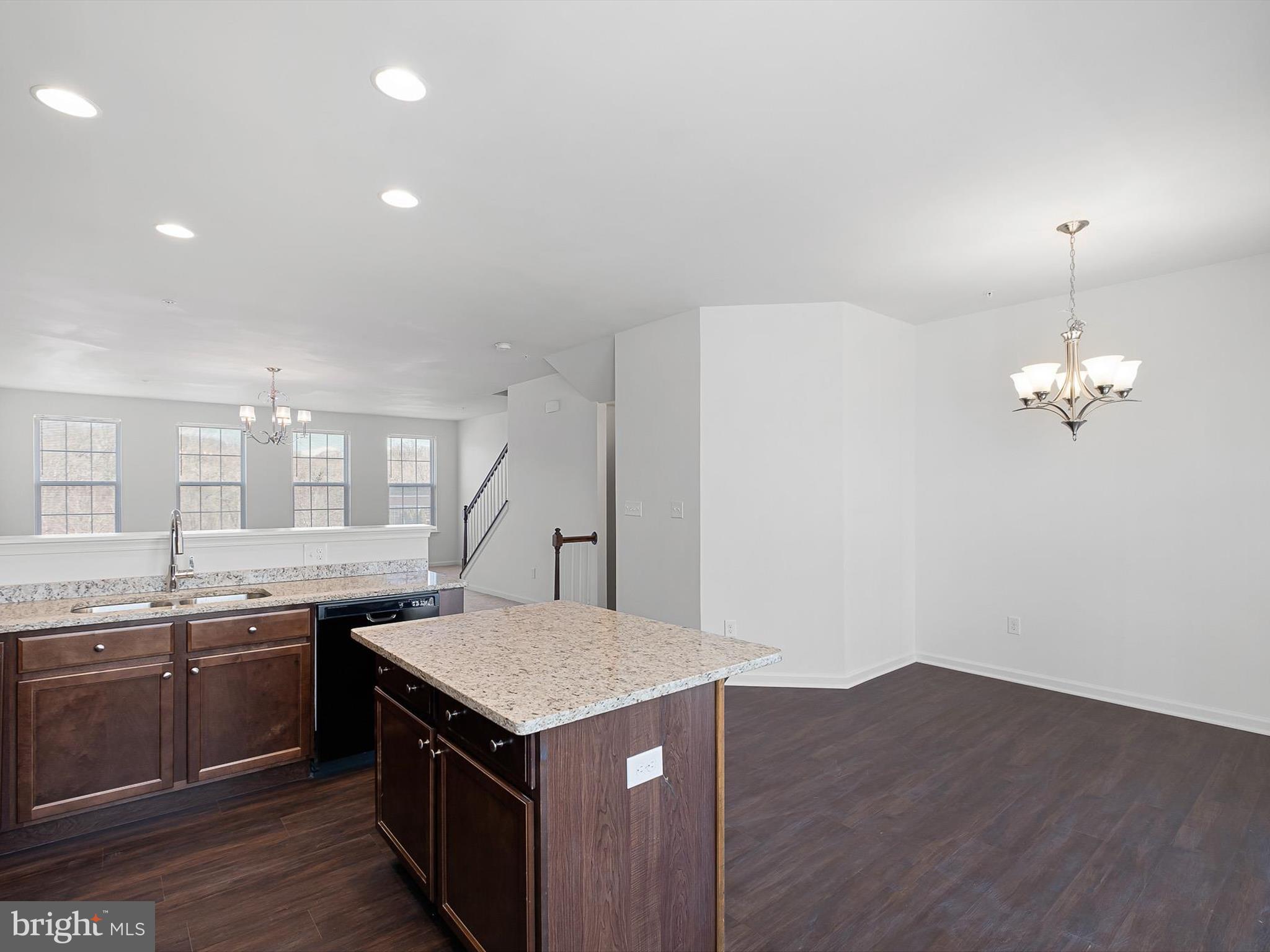 DARLEY GREEN - Residential Lease