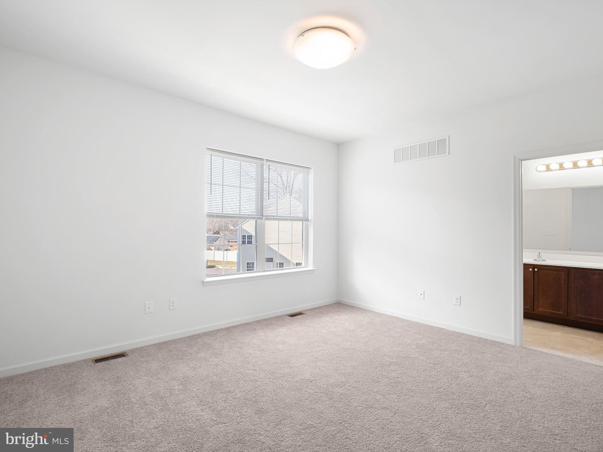 DARLEY GREEN - Residential Lease