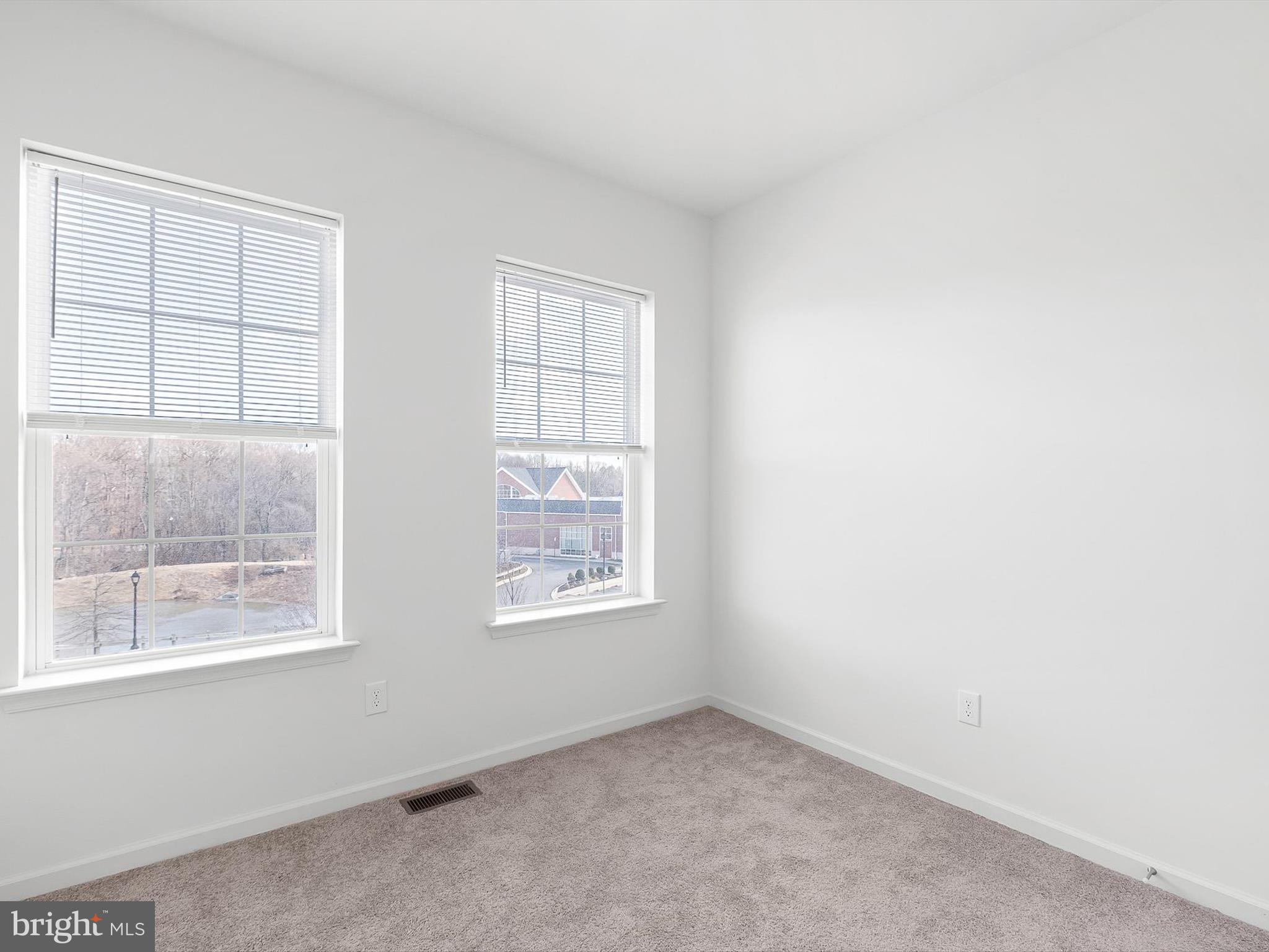 DARLEY GREEN - Residential Lease