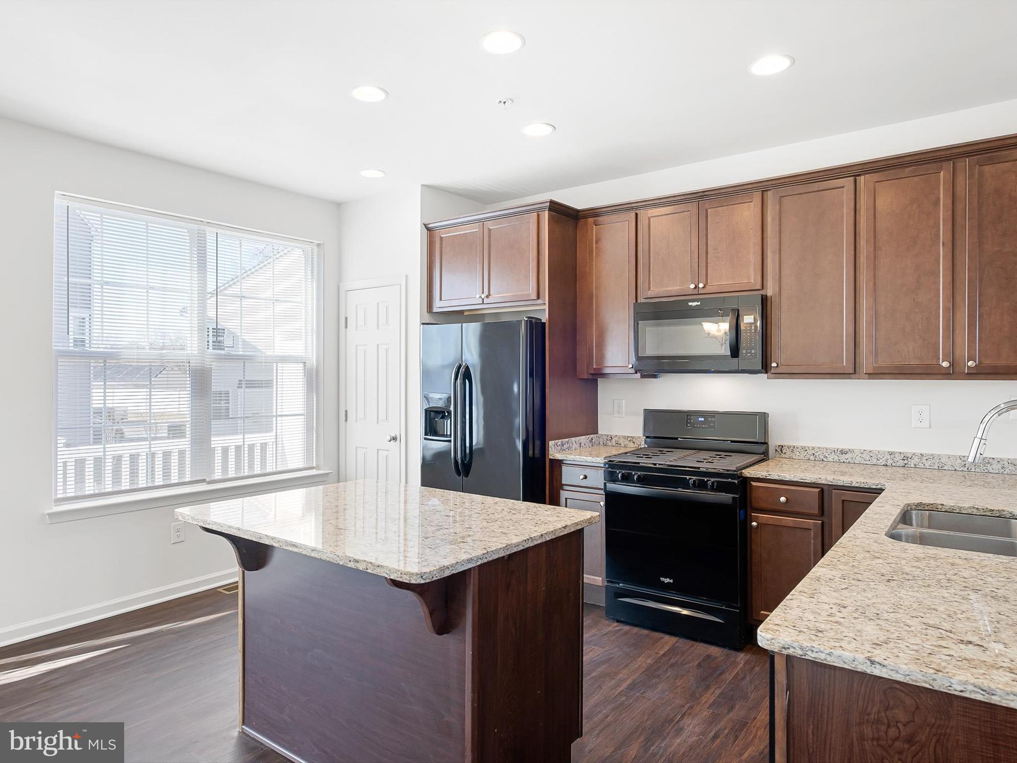 DARLEY GREEN - Residential Lease