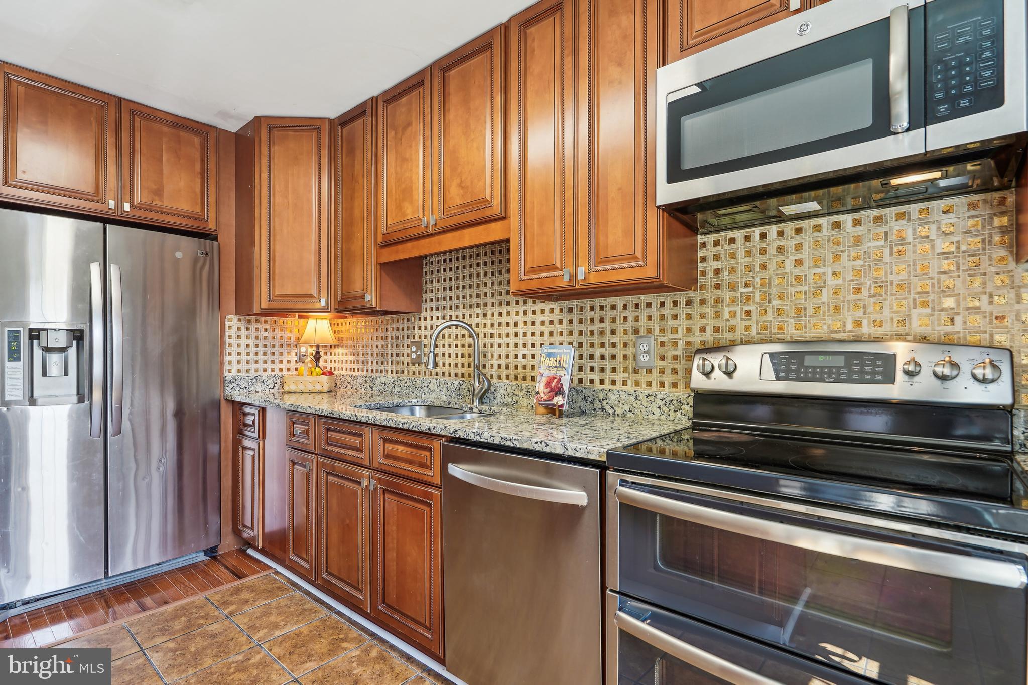 RUNNYMEADE - Residential