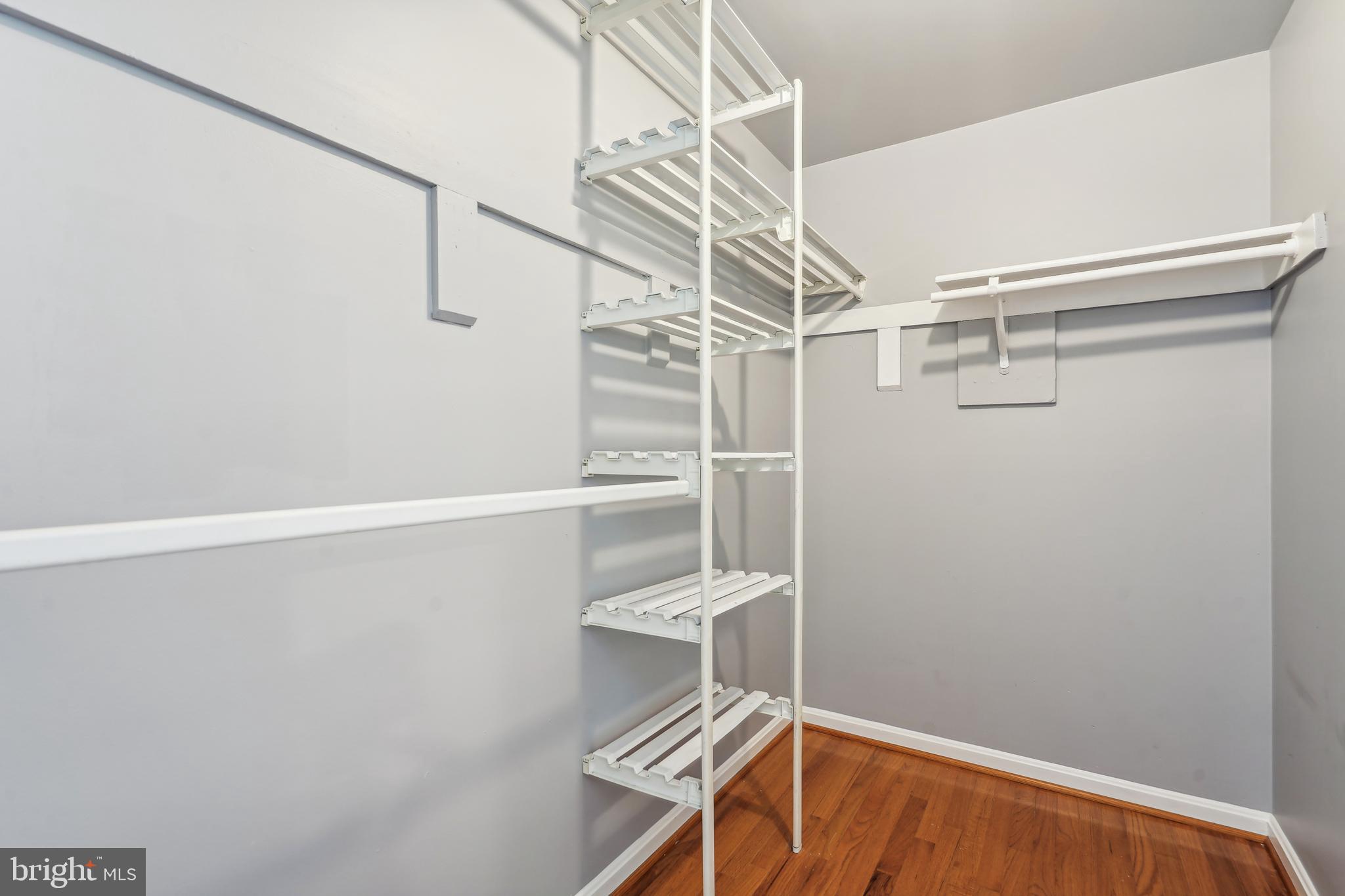 RUNNYMEADE - Residential