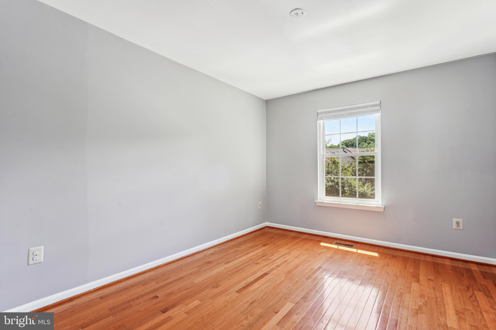 RUNNYMEADE - Residential