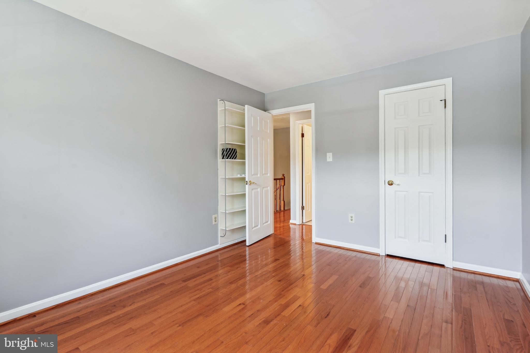 RUNNYMEADE - Residential