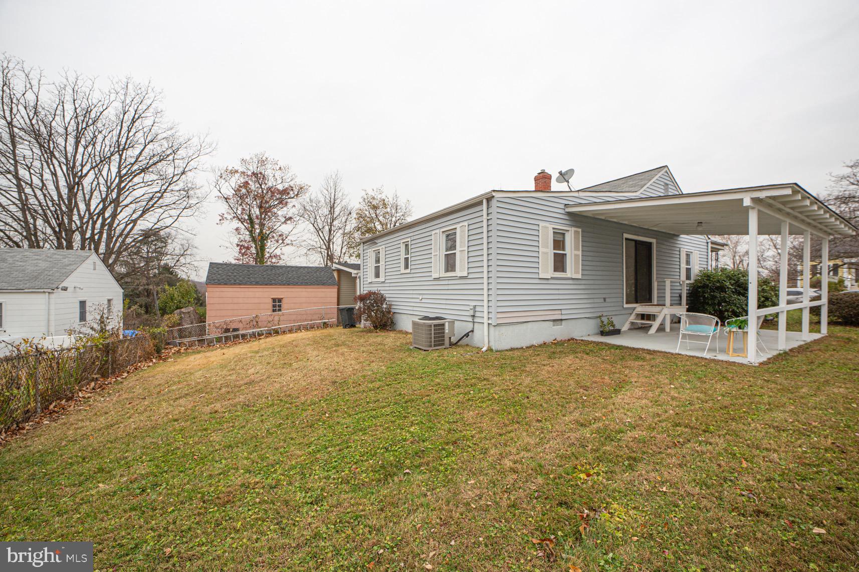 VEIRS MILL VILLAGE - Residential