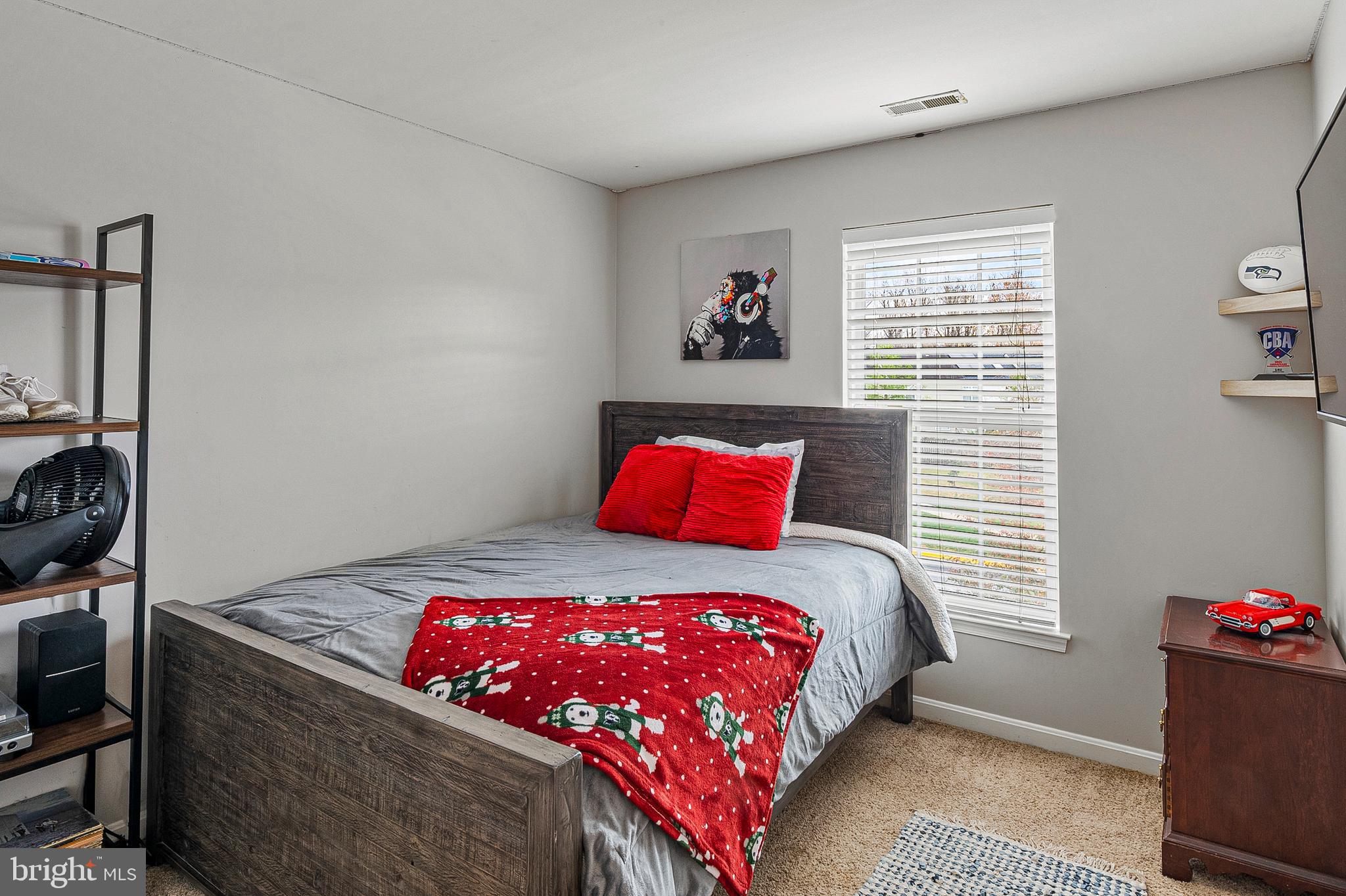 SOUTH RIVER COLONY - Residential