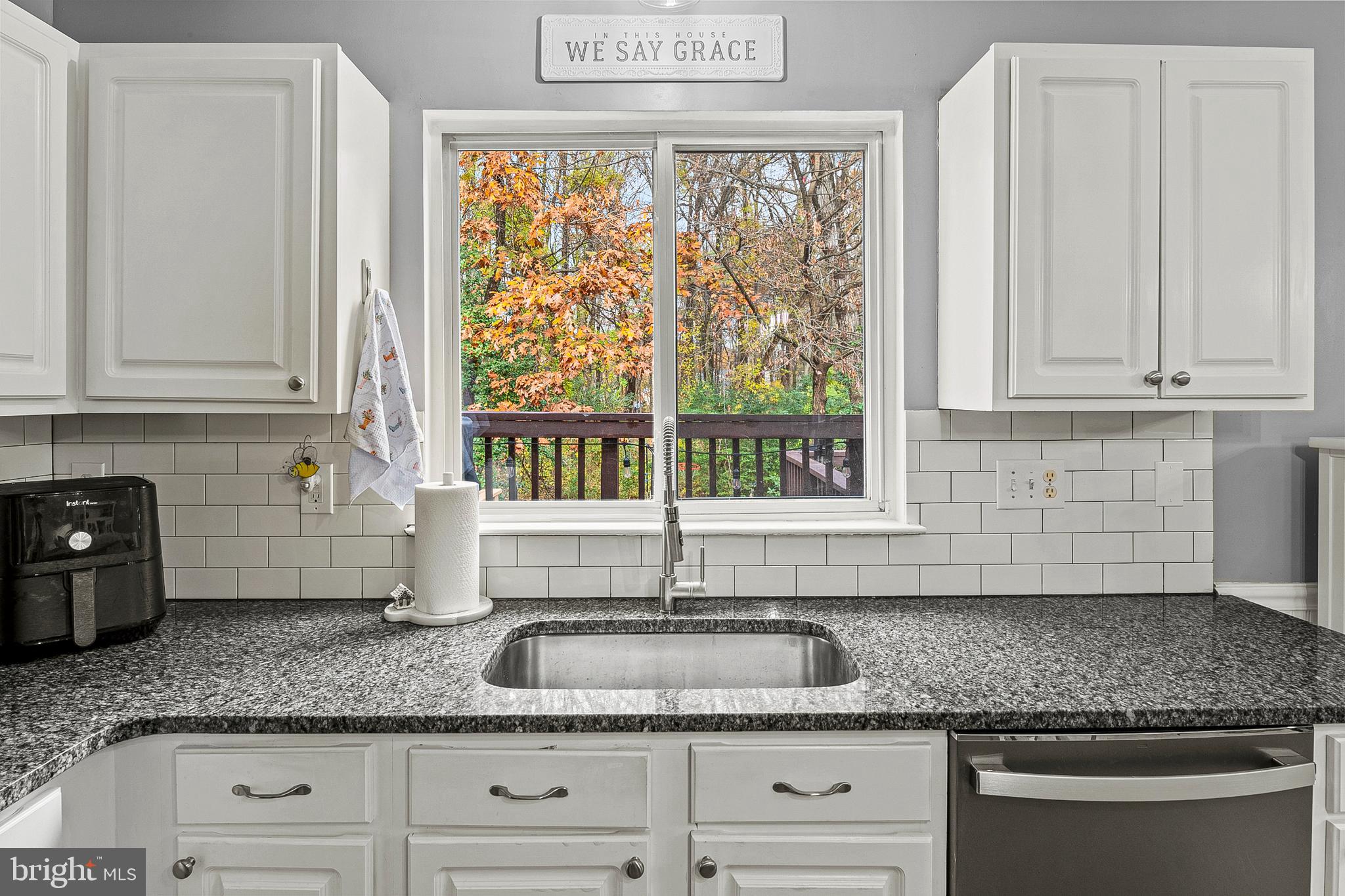 SOUTH RIVER COLONY - Residential