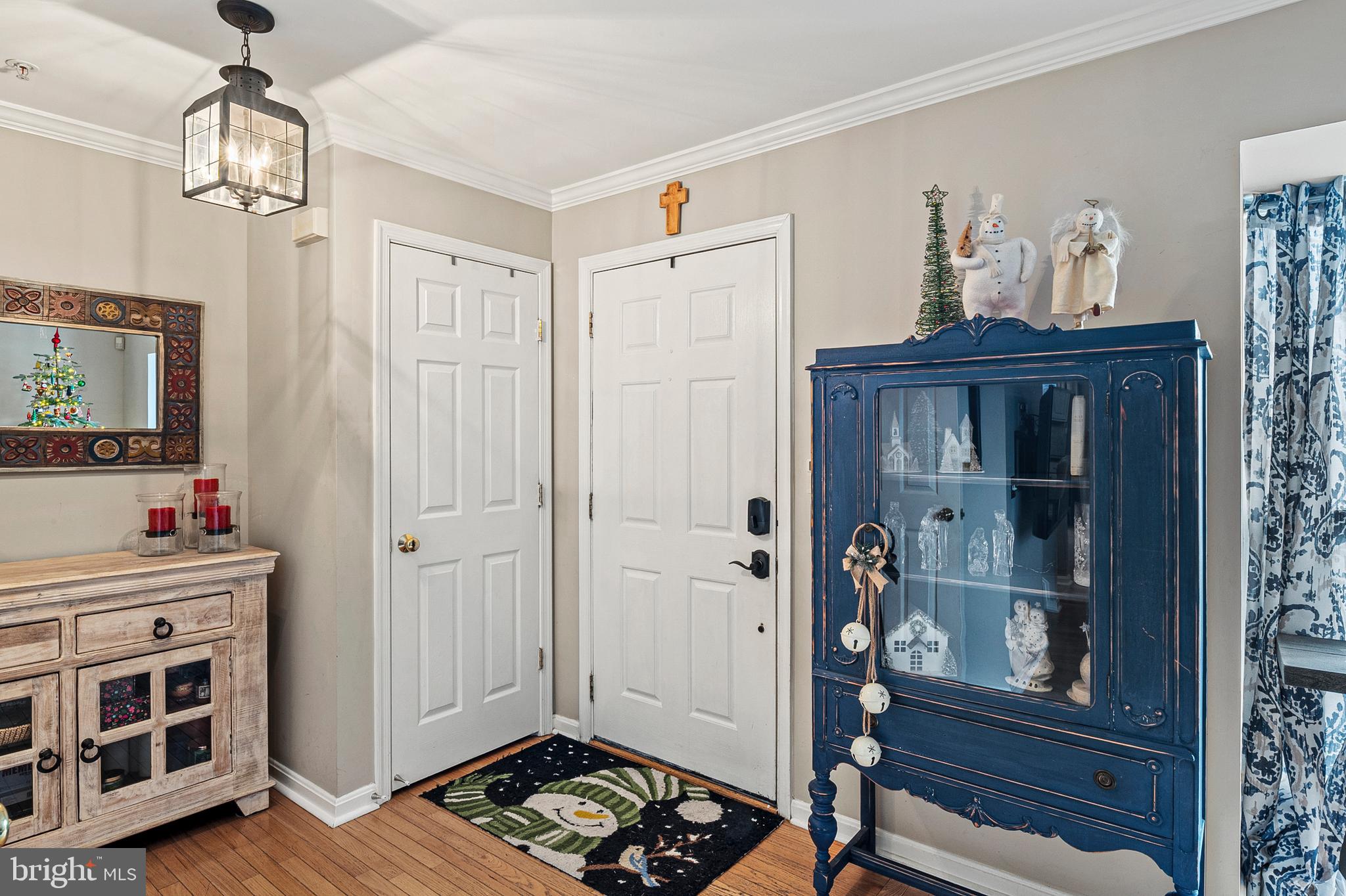 SOUTH RIVER COLONY - Residential