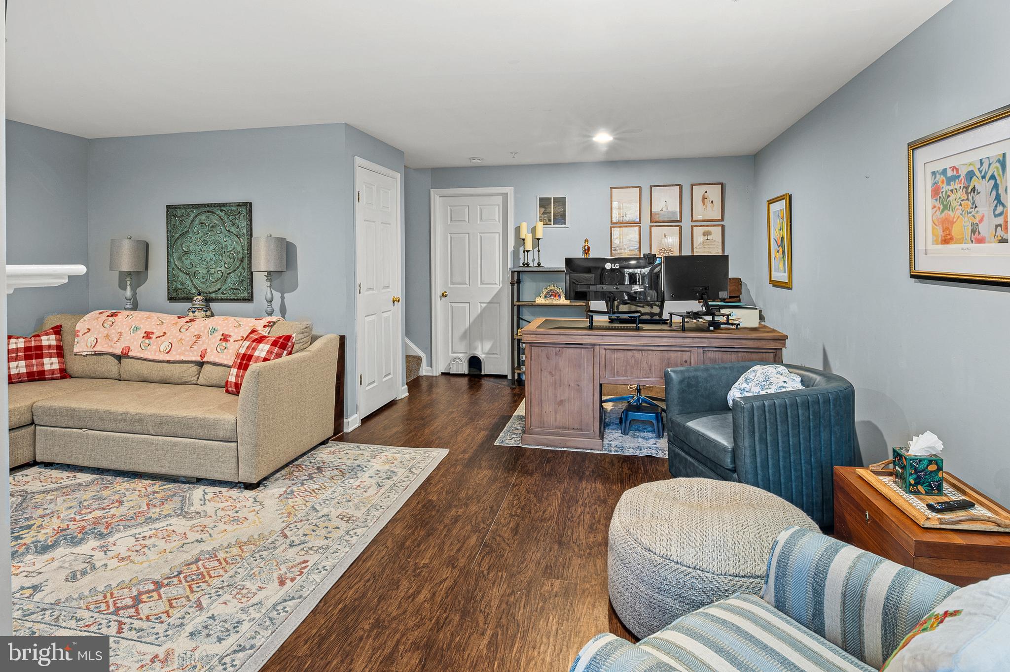 SOUTH RIVER COLONY - Residential