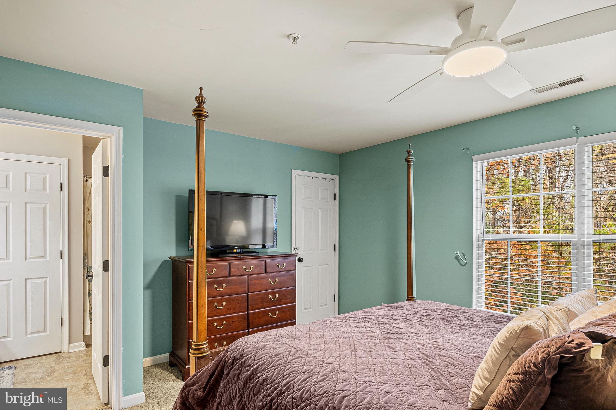 SOUTH RIVER COLONY - Residential