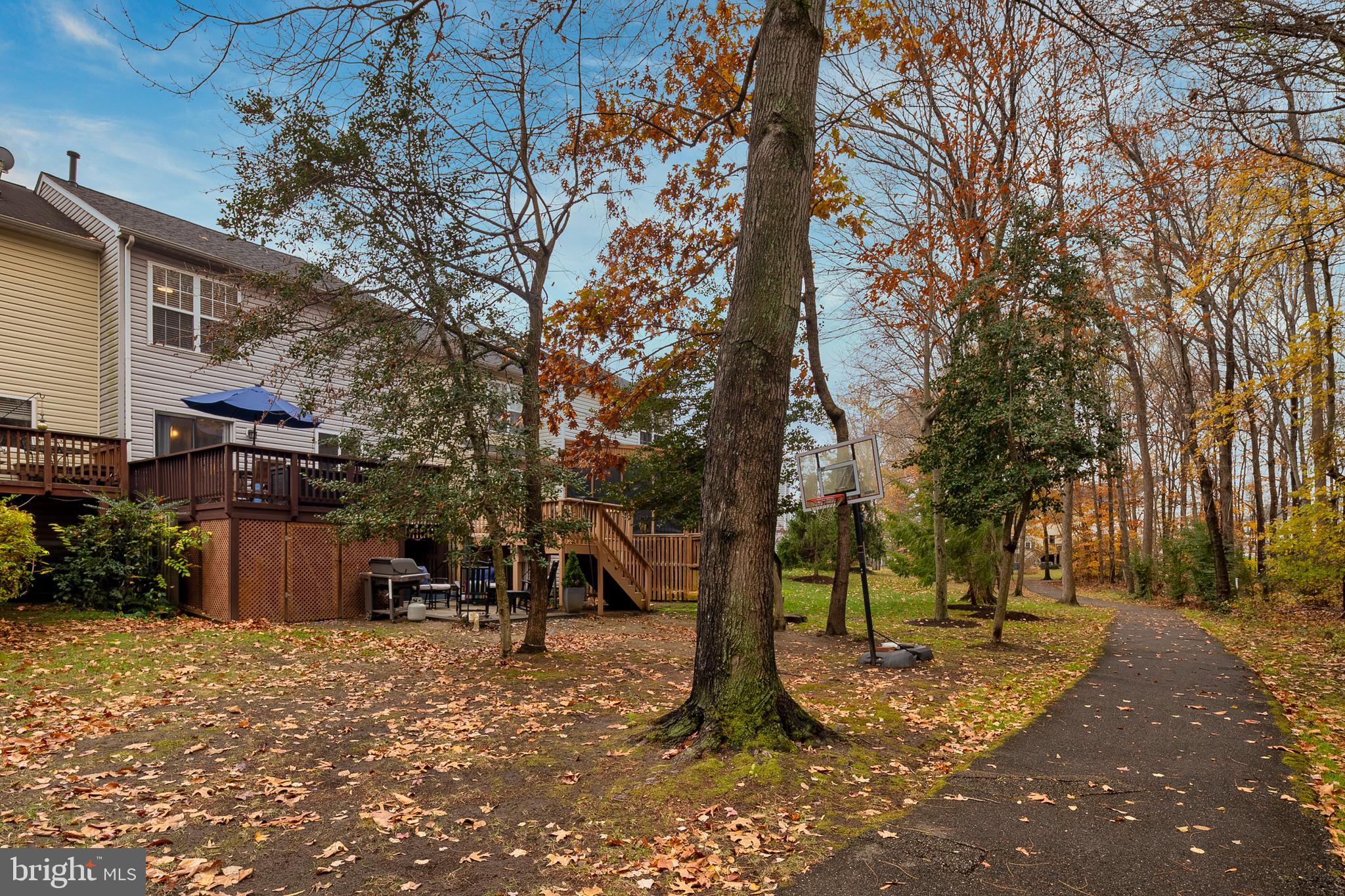 SOUTH RIVER COLONY - Residential