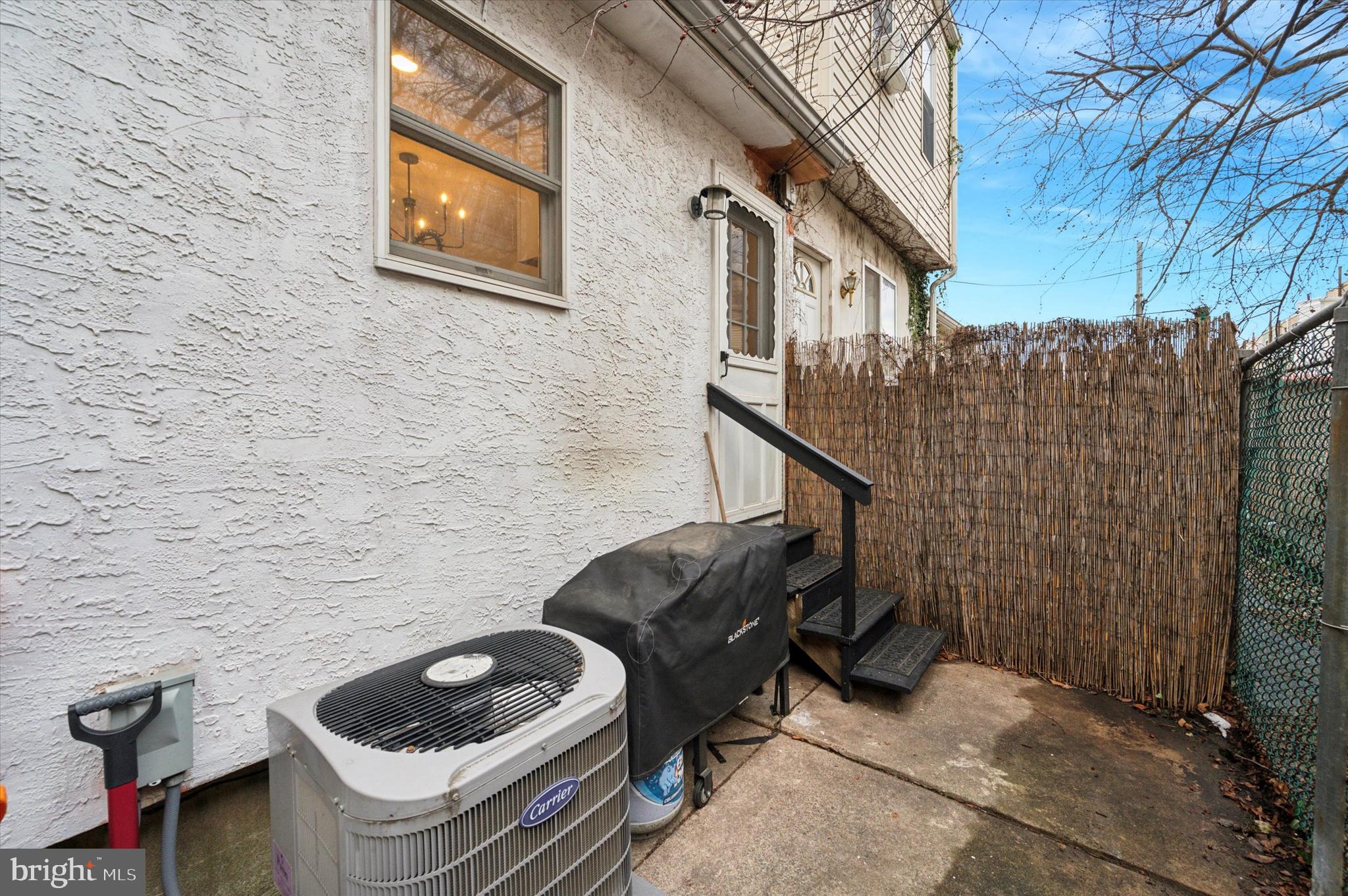 FISHTOWN - Residential Lease