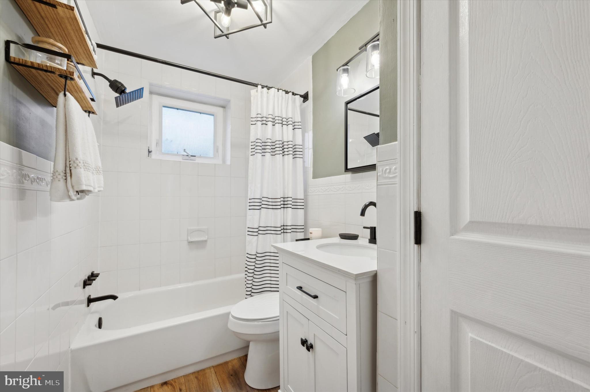 FISHTOWN - Residential Lease