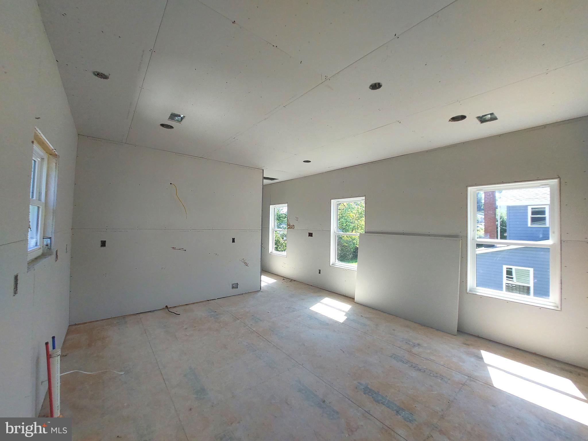 307 BELLEVIEW AVENUE