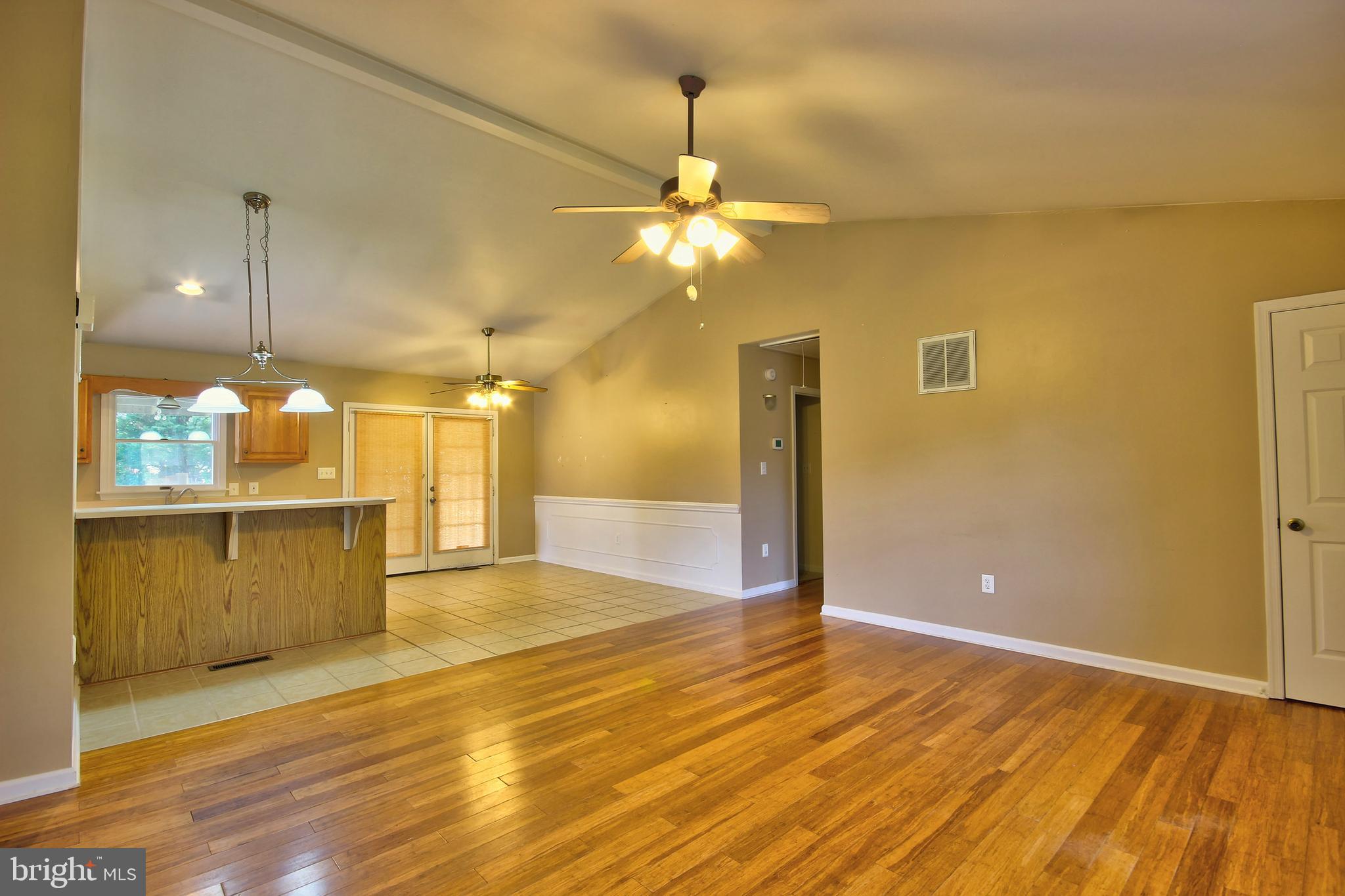 RAINTREE VILLAGE - Residential