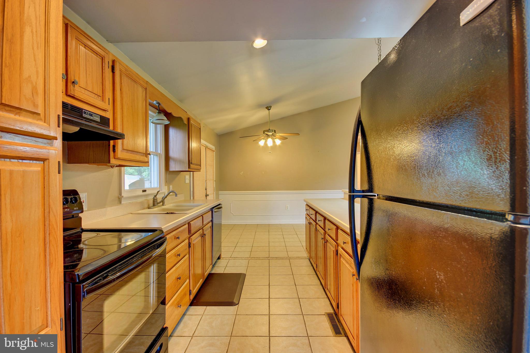 RAINTREE VILLAGE - Residential