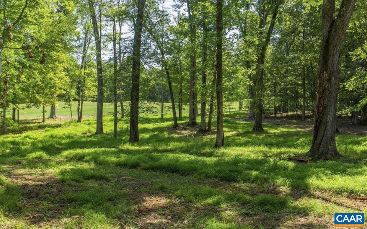 Lot 4 CLUB DR