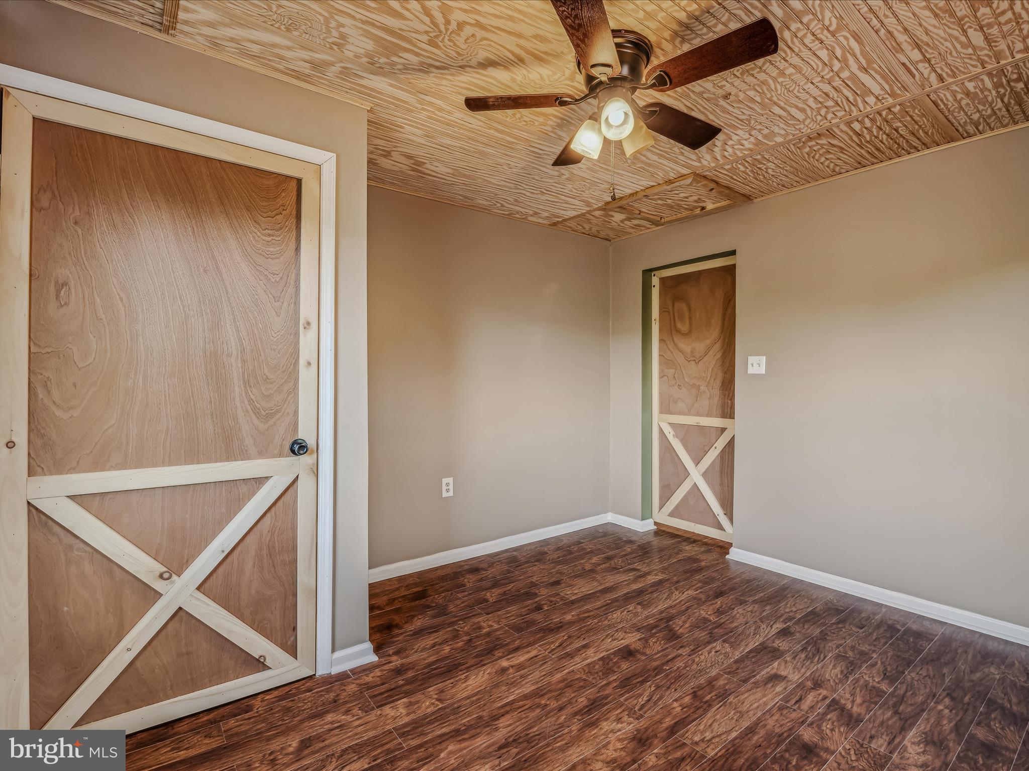 SLEEPY HOLLOW SUBDIVISION - Residential