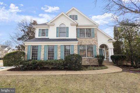 2370 WHITESTONE HILL COURT FALLS CHURCH VA 22043
