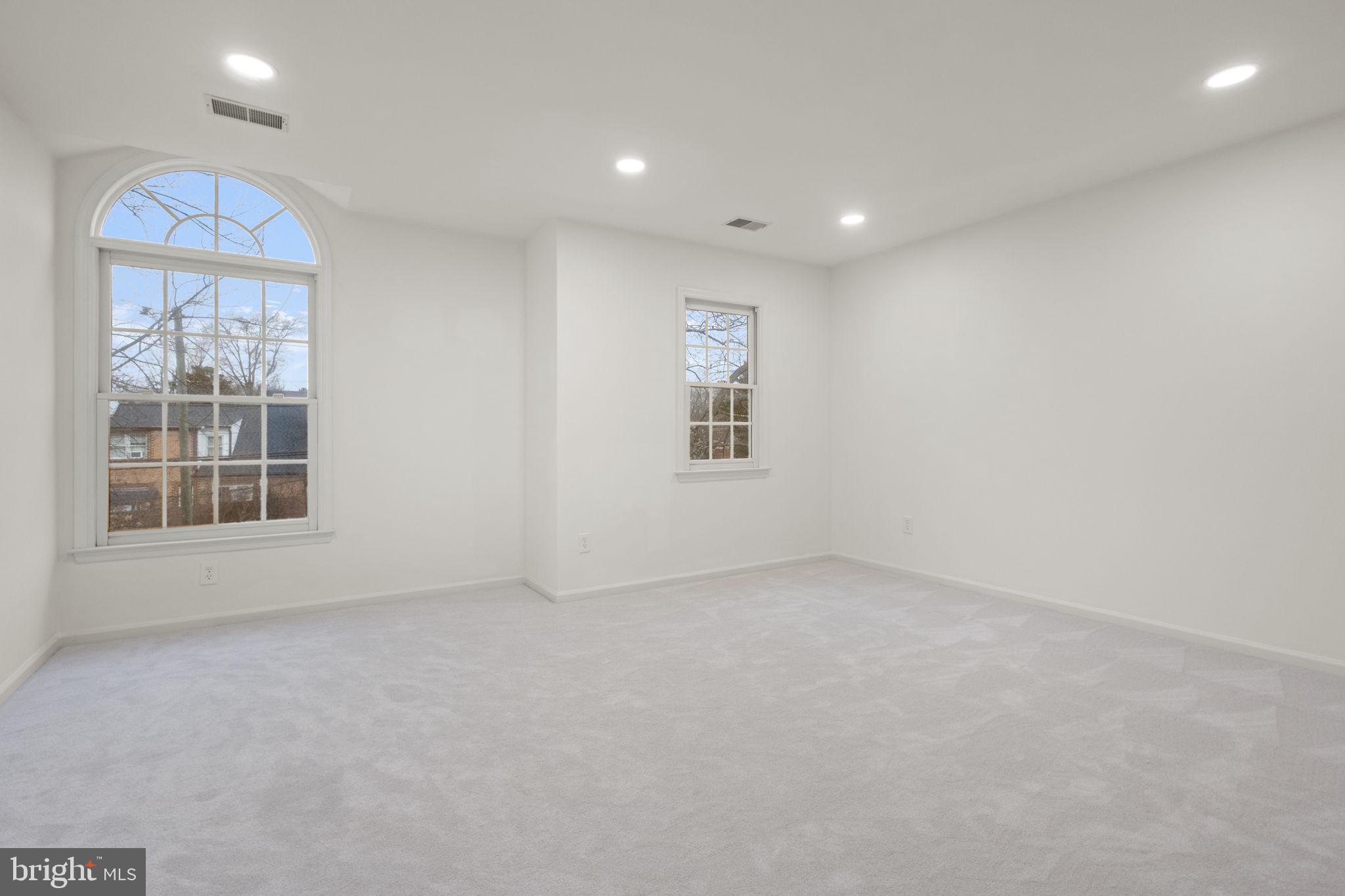 WHITESTONE MARSHALL HEIGHTS - Residential