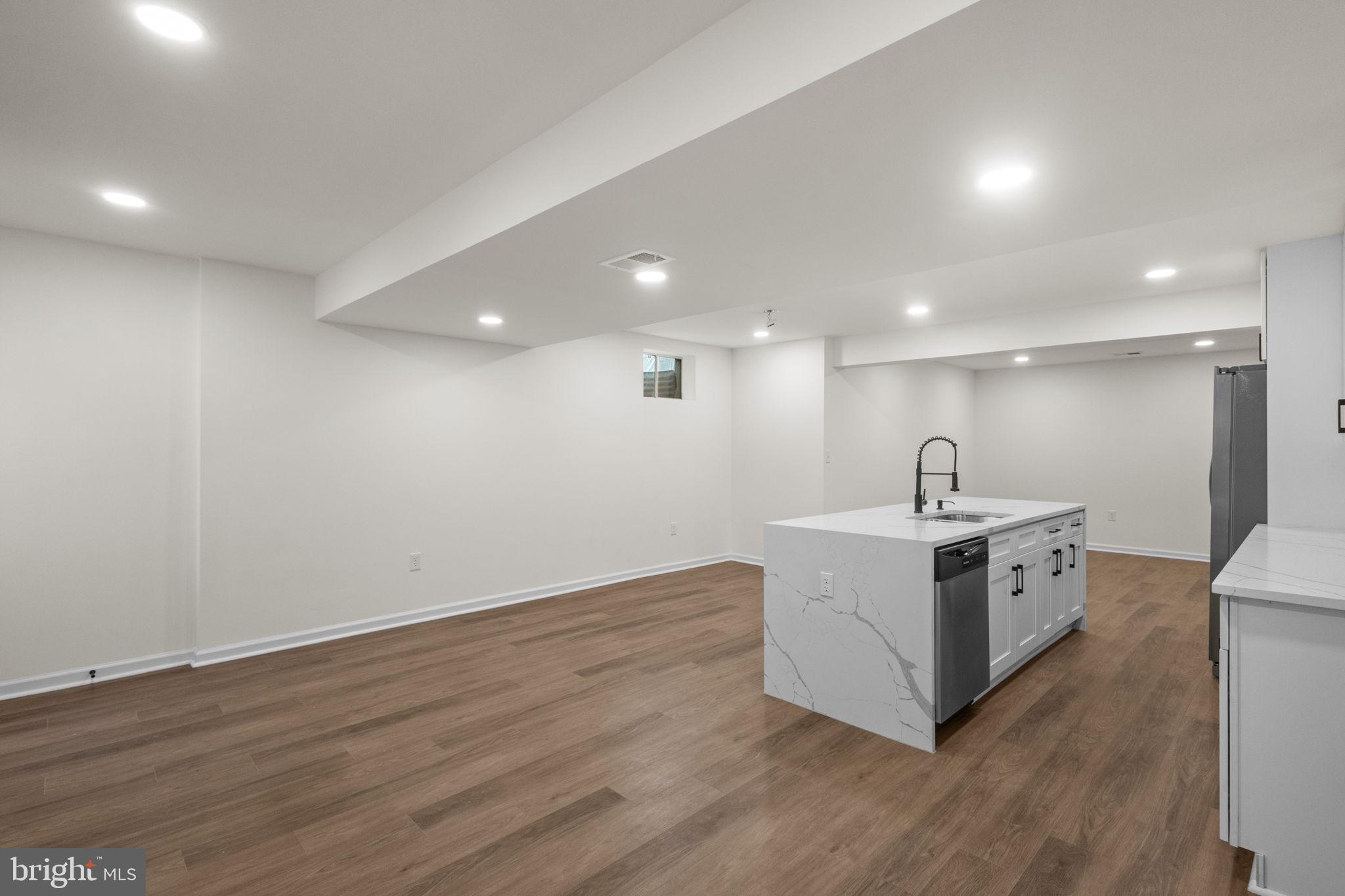 WHITESTONE MARSHALL HEIGHTS - Residential