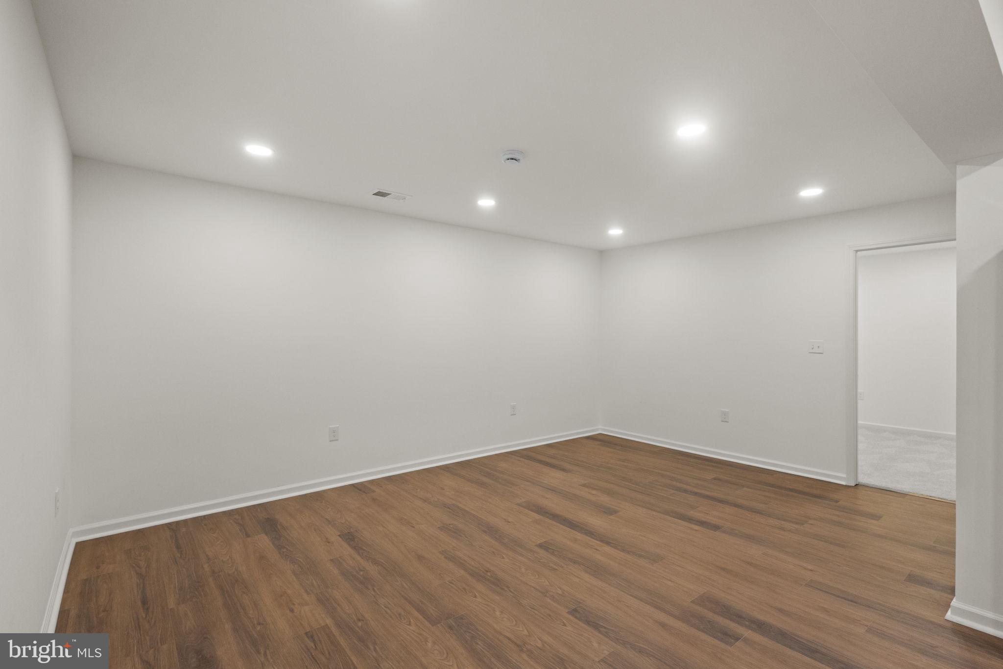 WHITESTONE MARSHALL HEIGHTS - Residential