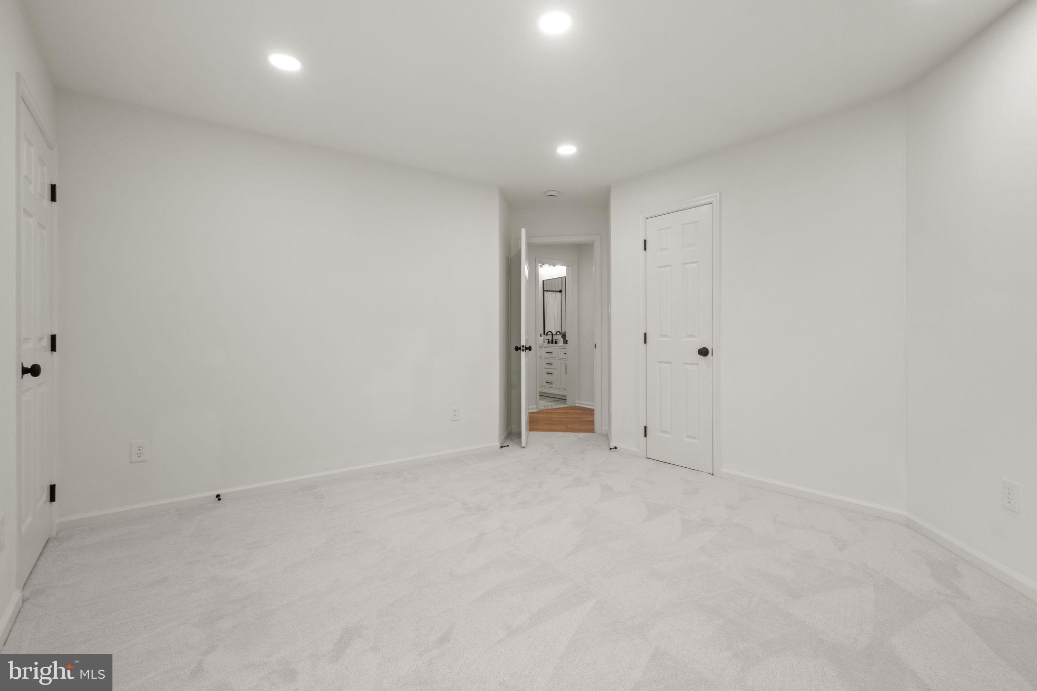 WHITESTONE MARSHALL HEIGHTS - Residential