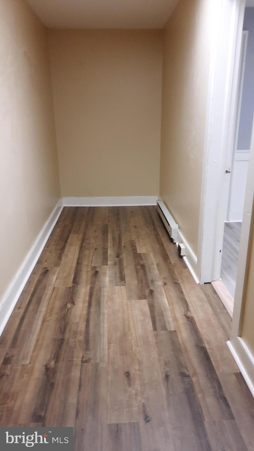 DOWNTOWN - Residential Lease