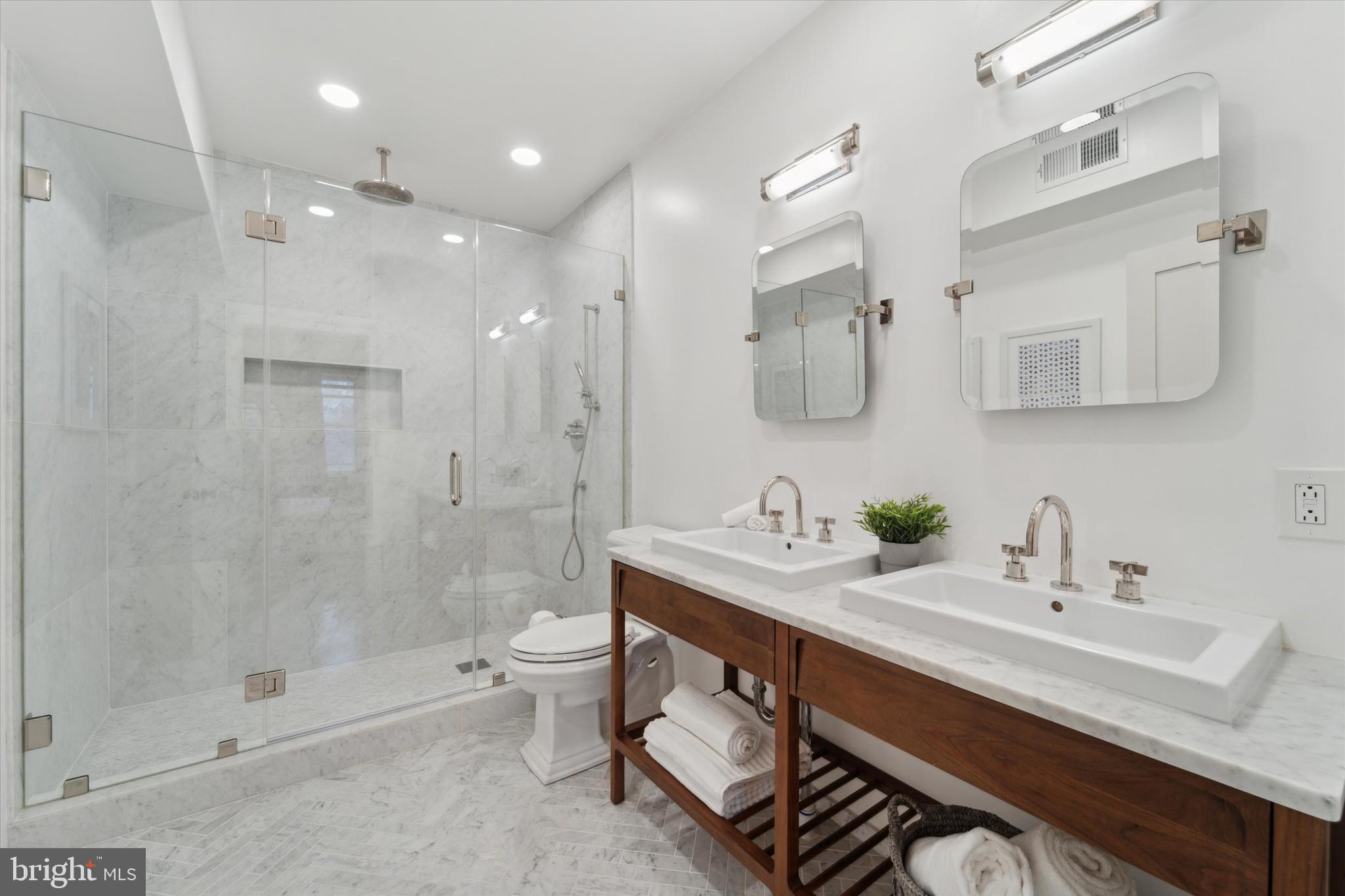 ART MUSEUM AREA - Residential