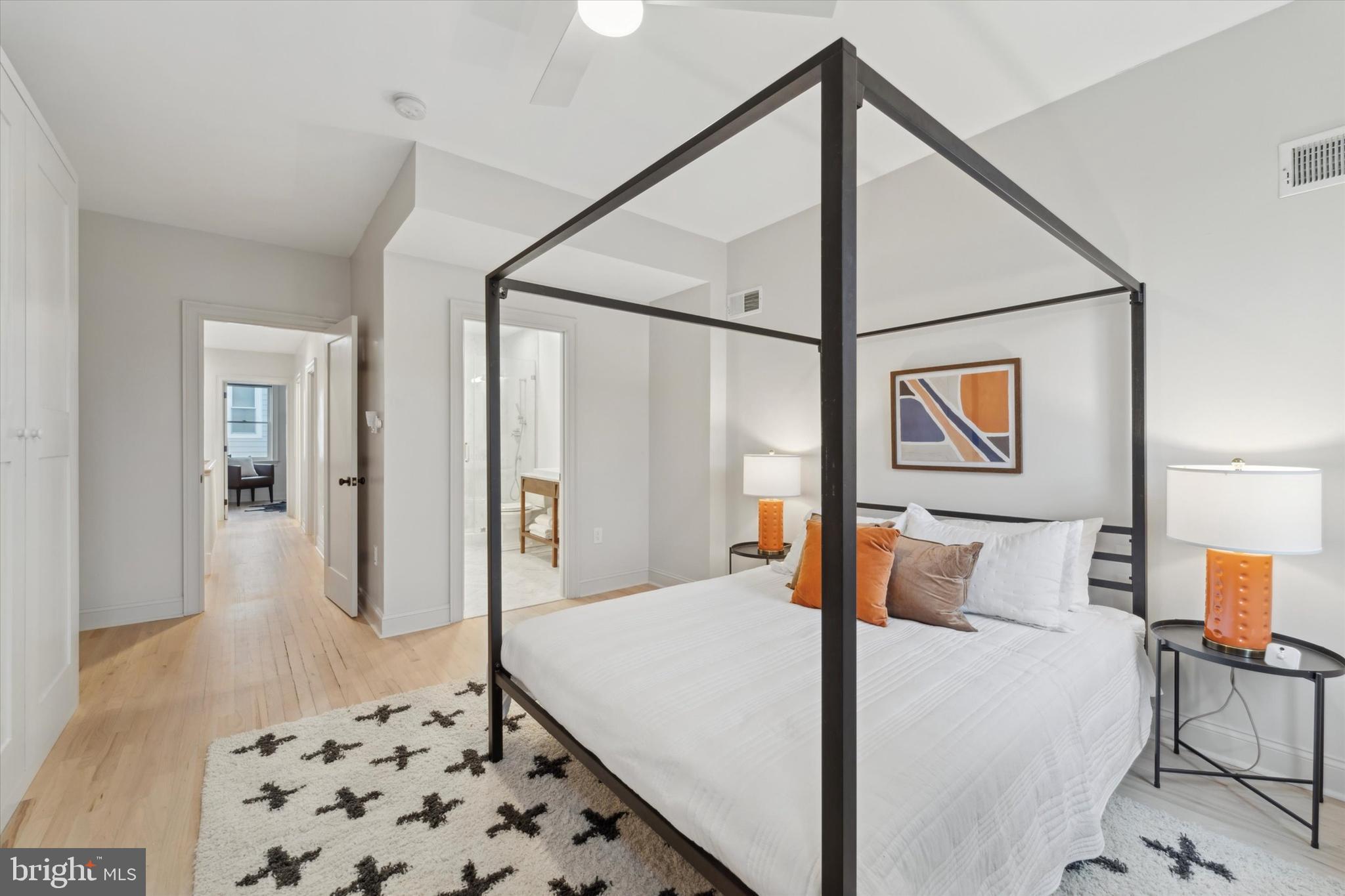 ART MUSEUM AREA - Residential