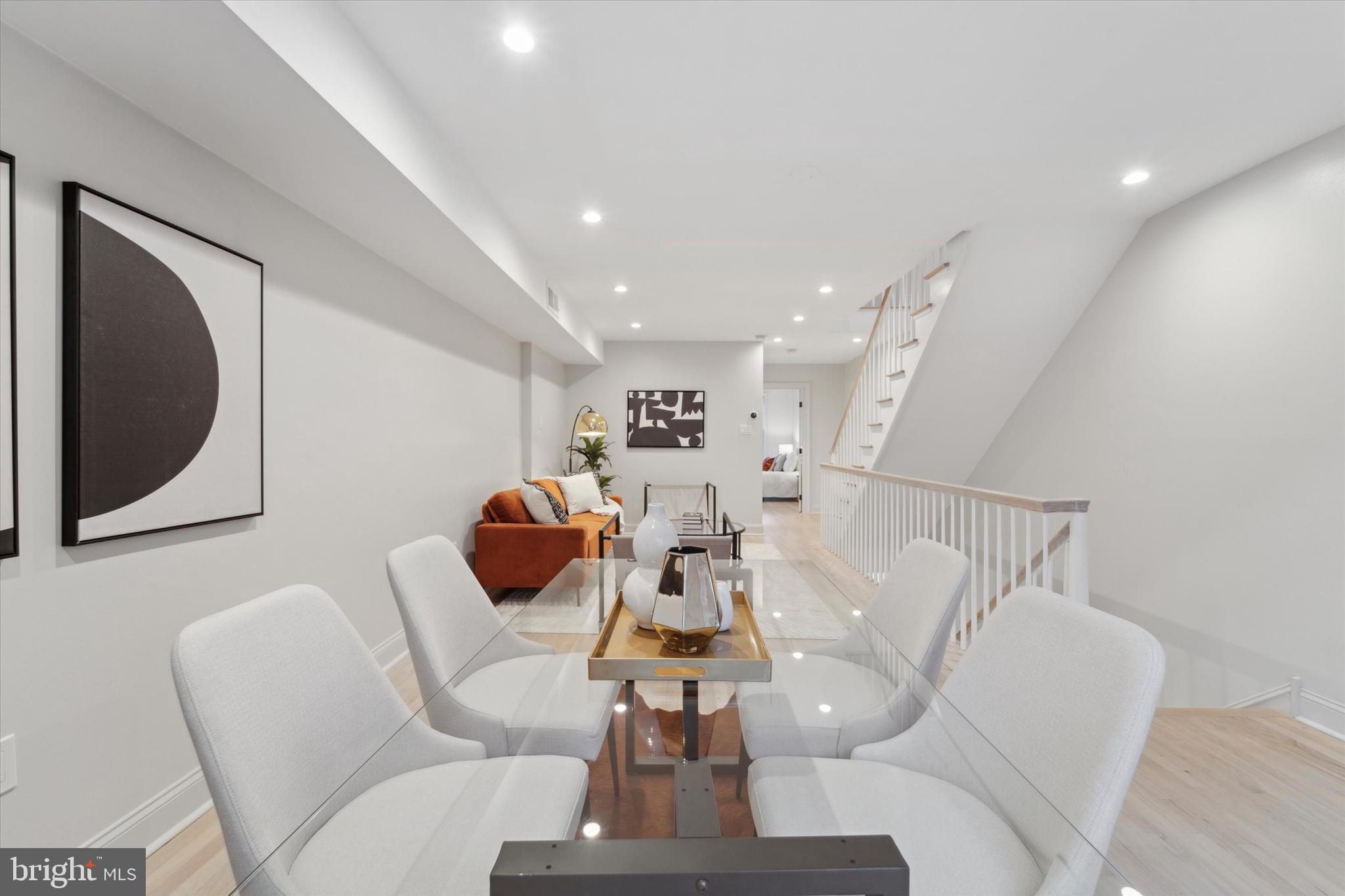 ART MUSEUM AREA - Residential