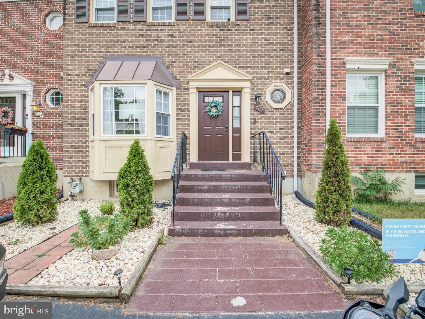 LAKE DEVEREUX - Residential Lease
