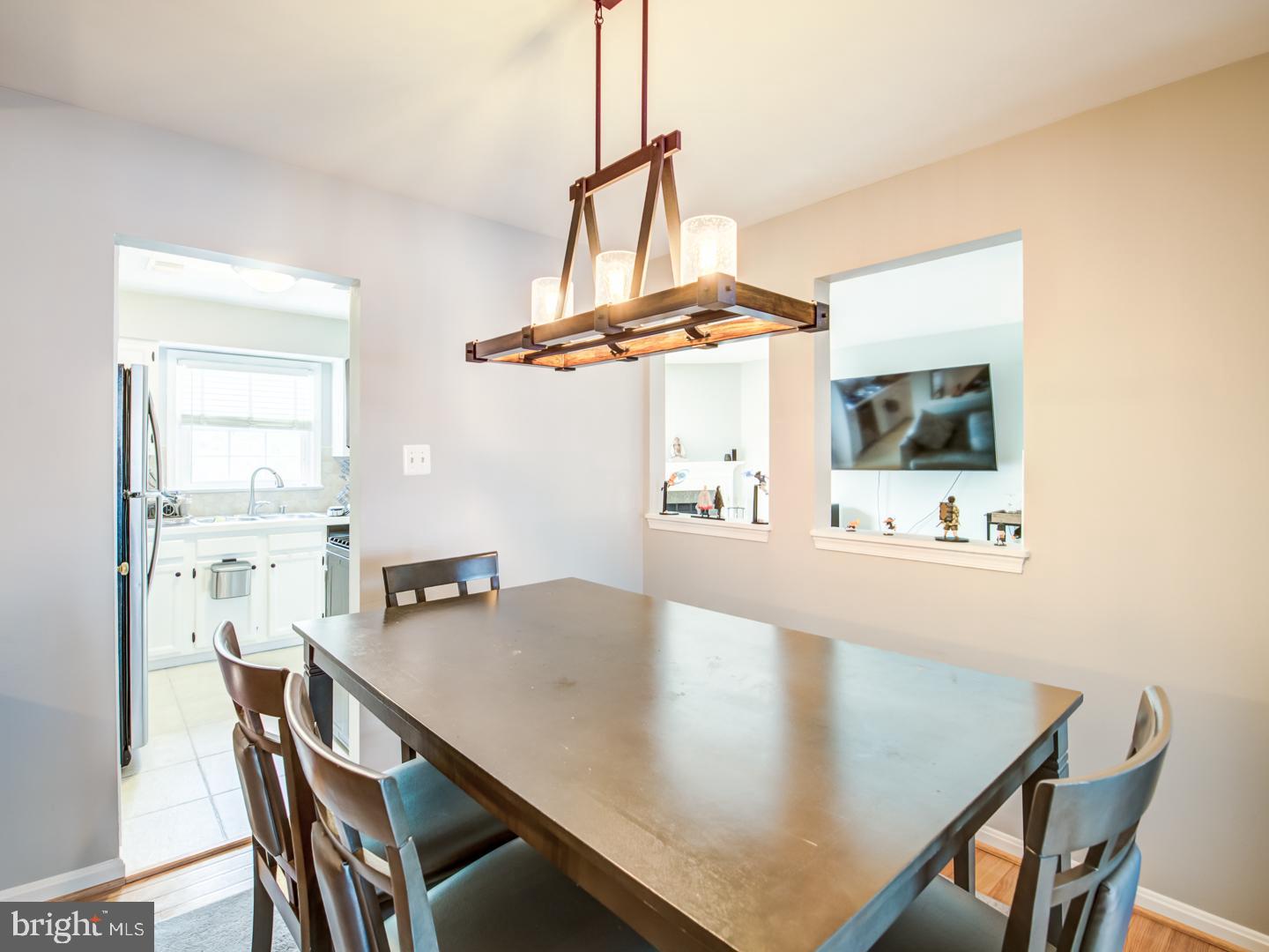 LAKE DEVEREUX - Residential Lease