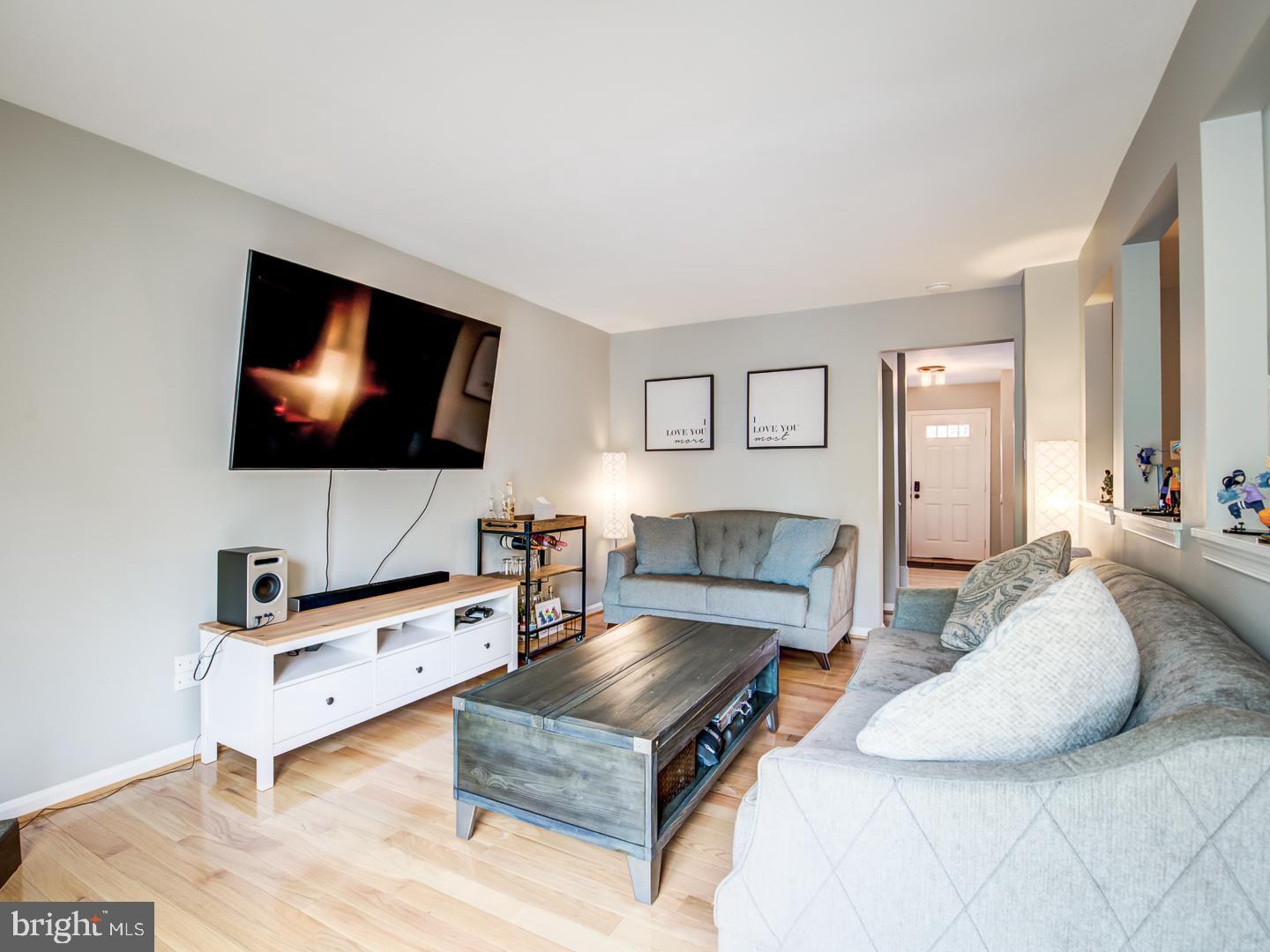 LAKE DEVEREUX - Residential Lease