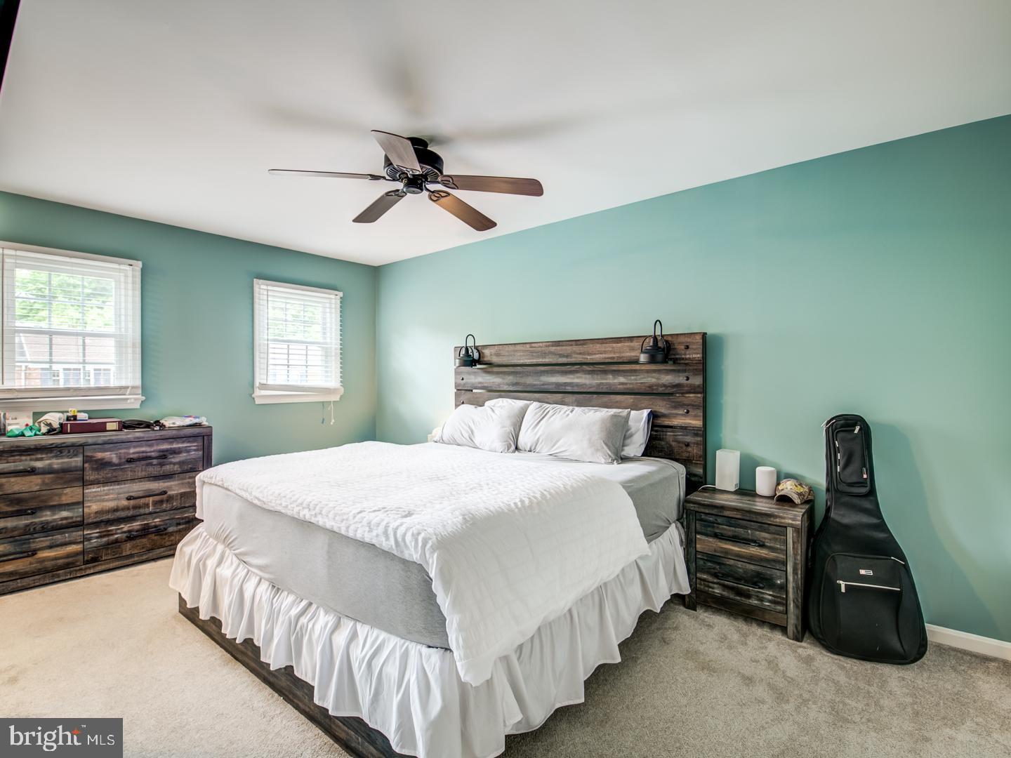 LAKE DEVEREUX - Residential Lease